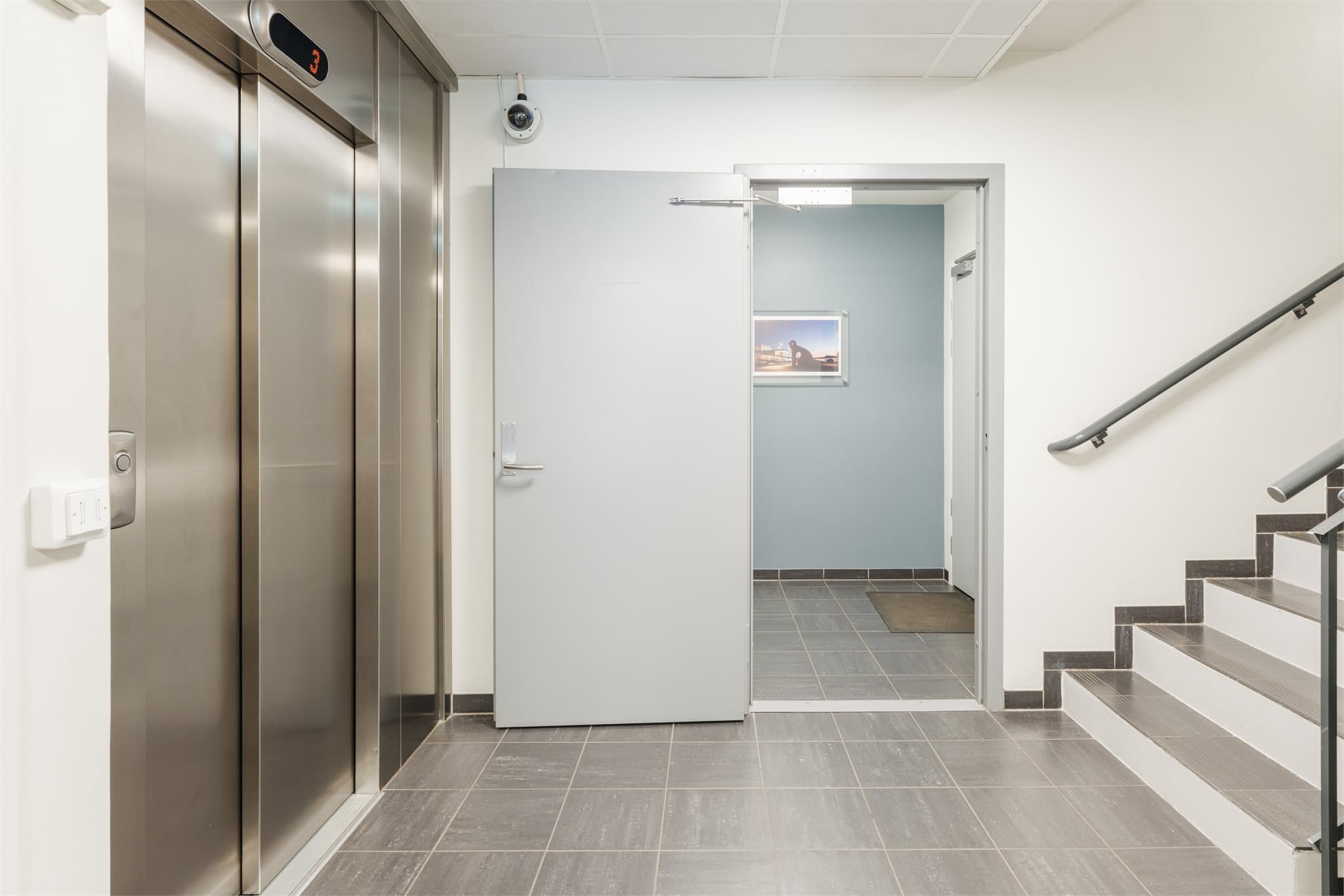 Direkte adkomst via heis til leiligheten.