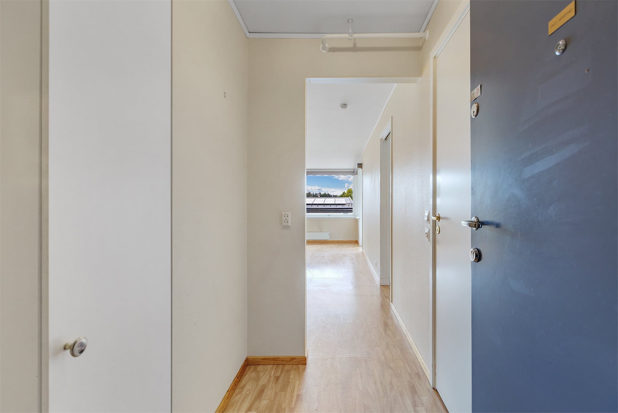 Plass i gangen til oppbevaring.