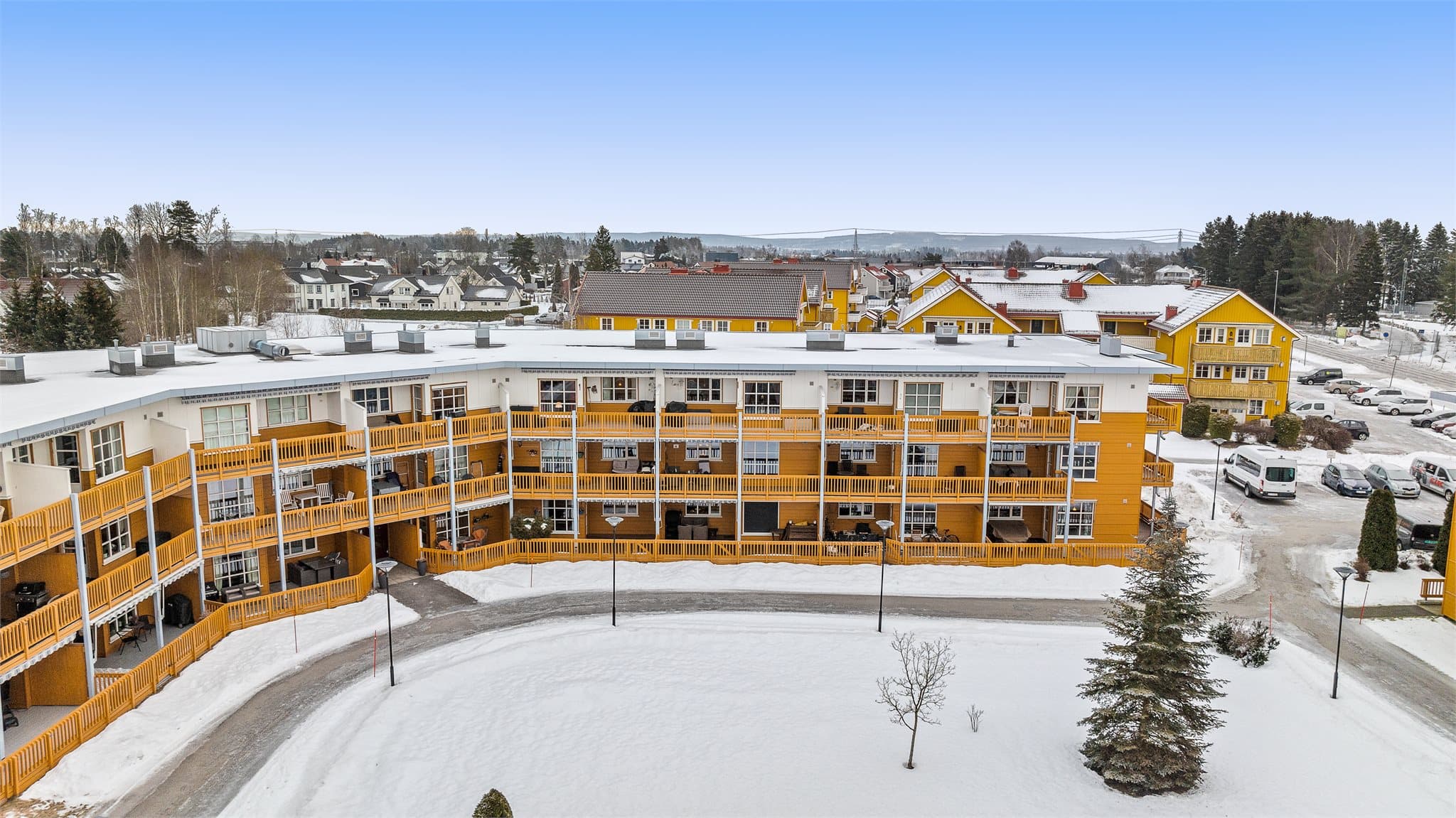 Fasade sett fra gårdsrom