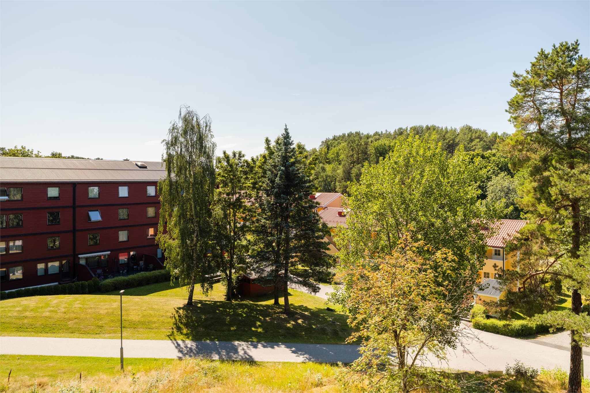 Kort vei til flotte turstier og rekreasjonsområder.