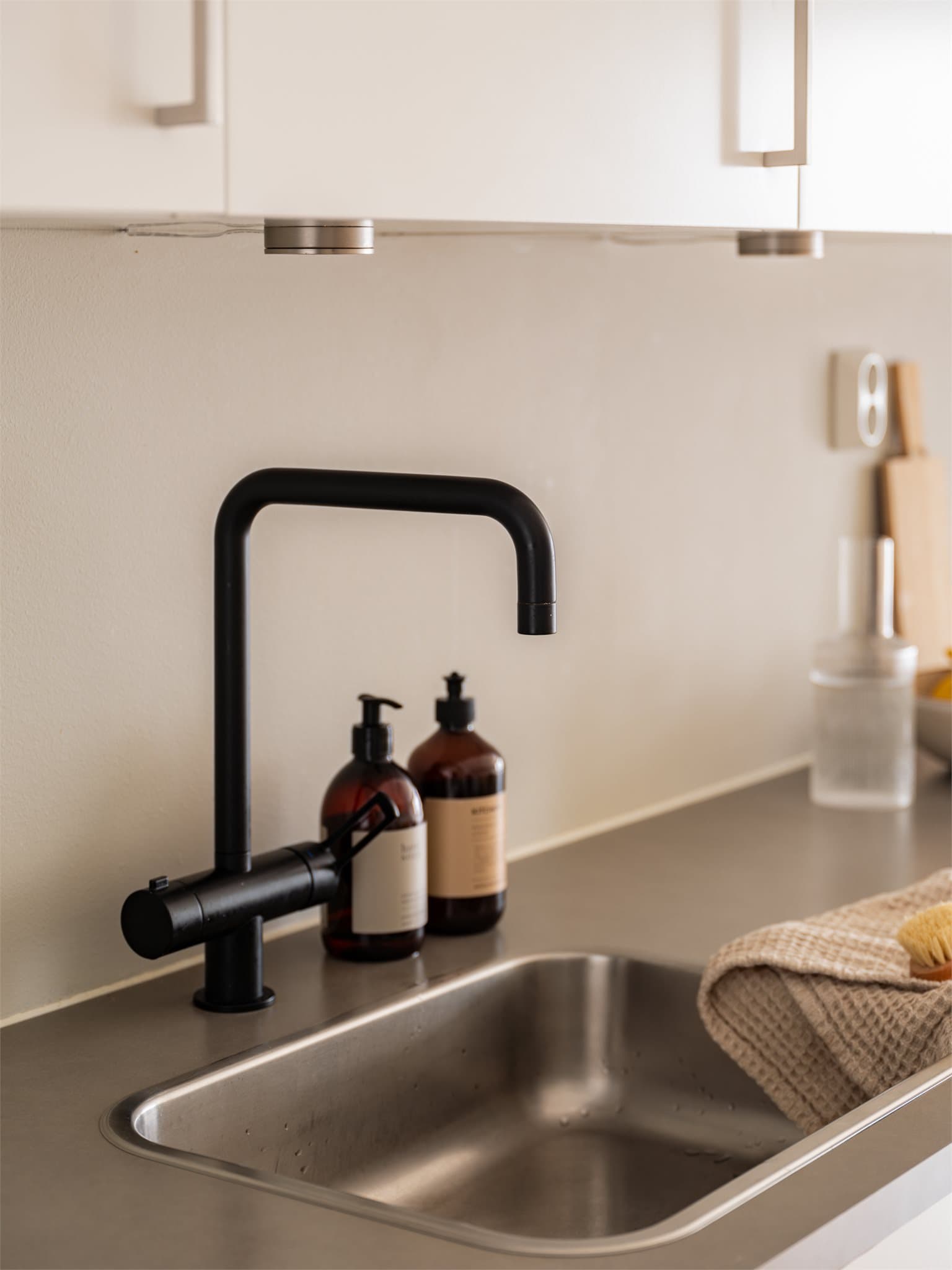 Detaljer fra kjøkkenet.