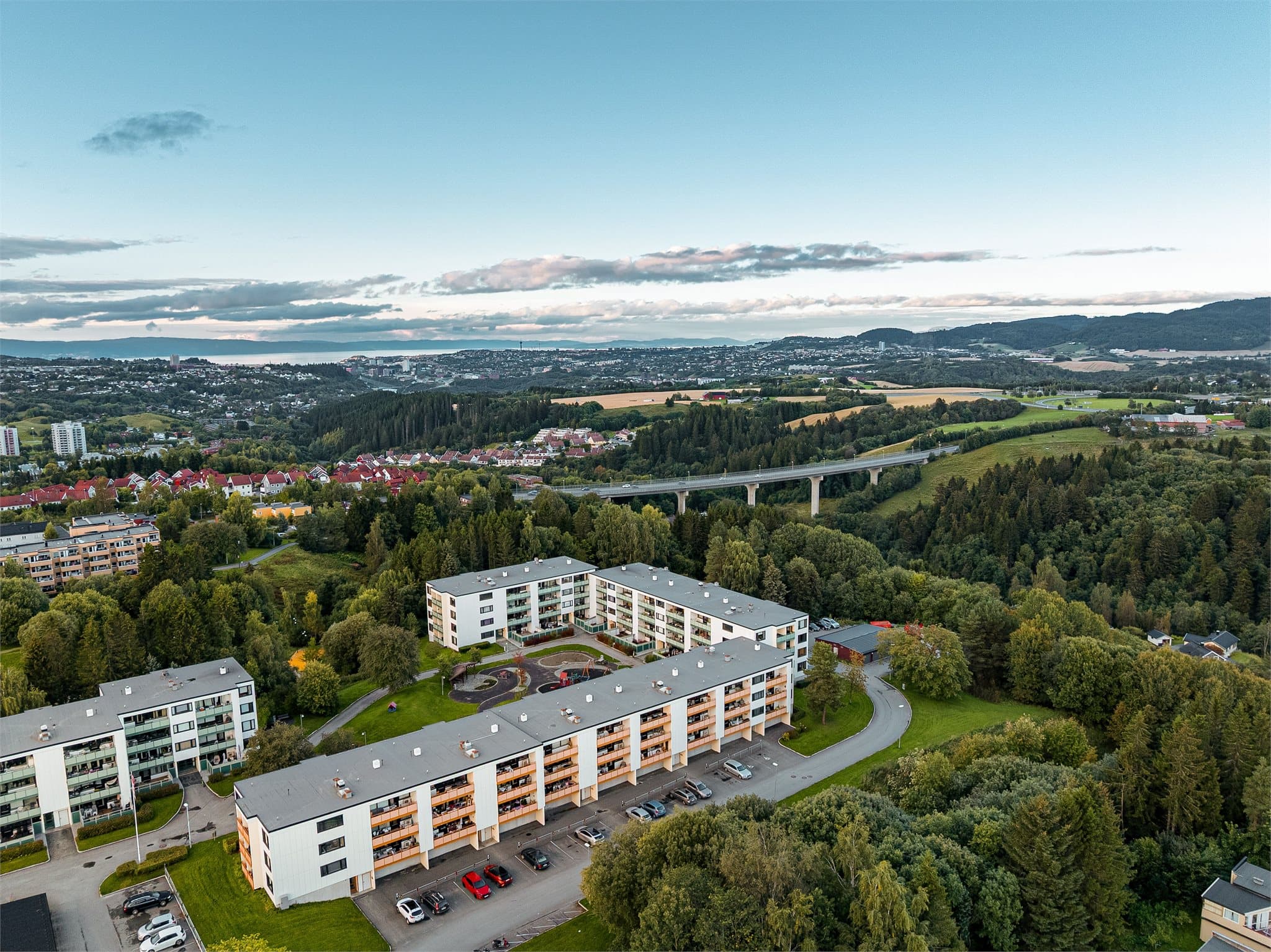 Her bor du med kort vei til marka og flotte tur- og friluftsområder.