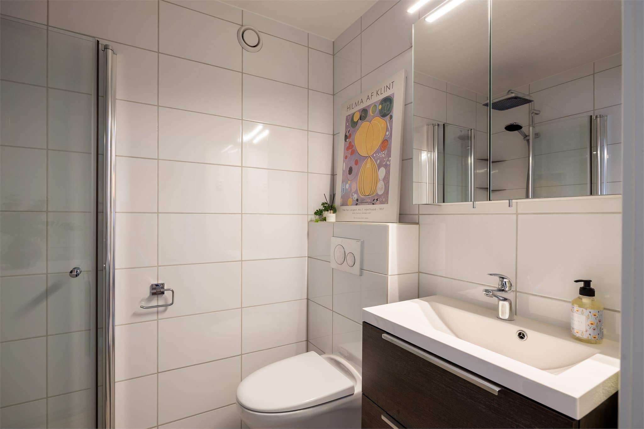 Badet ble oppgradert i 2019 med nye overflater, ny memban (iflg. tidligere eier) og moderne innredning.