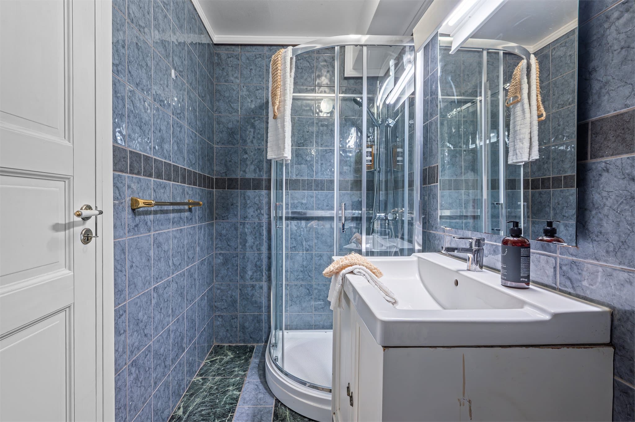 - Badet måler 4,1m² -