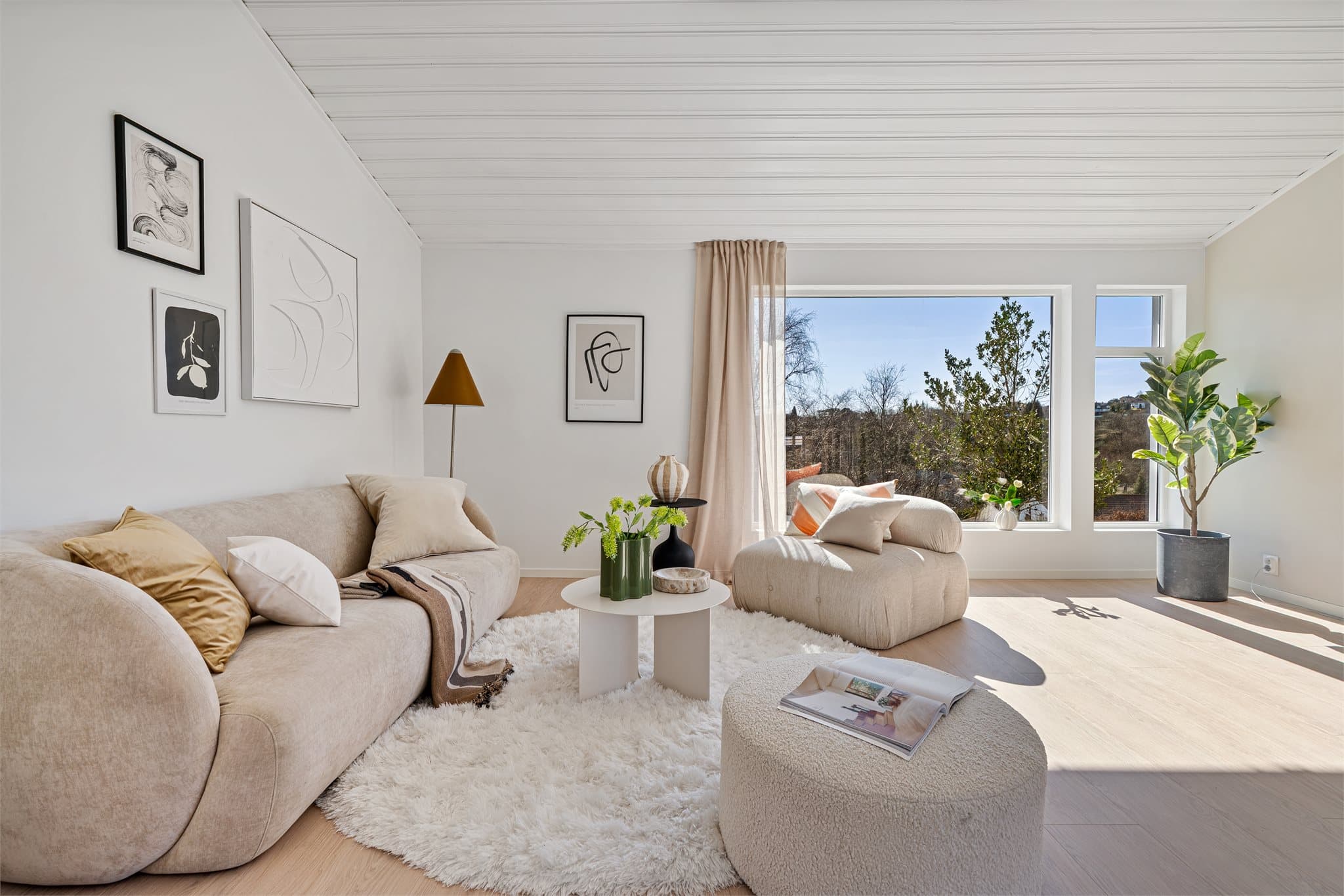 - En lekker og innholdsrik halvpart av tomannsbolig i et attraktivt boligområde på Skjold -