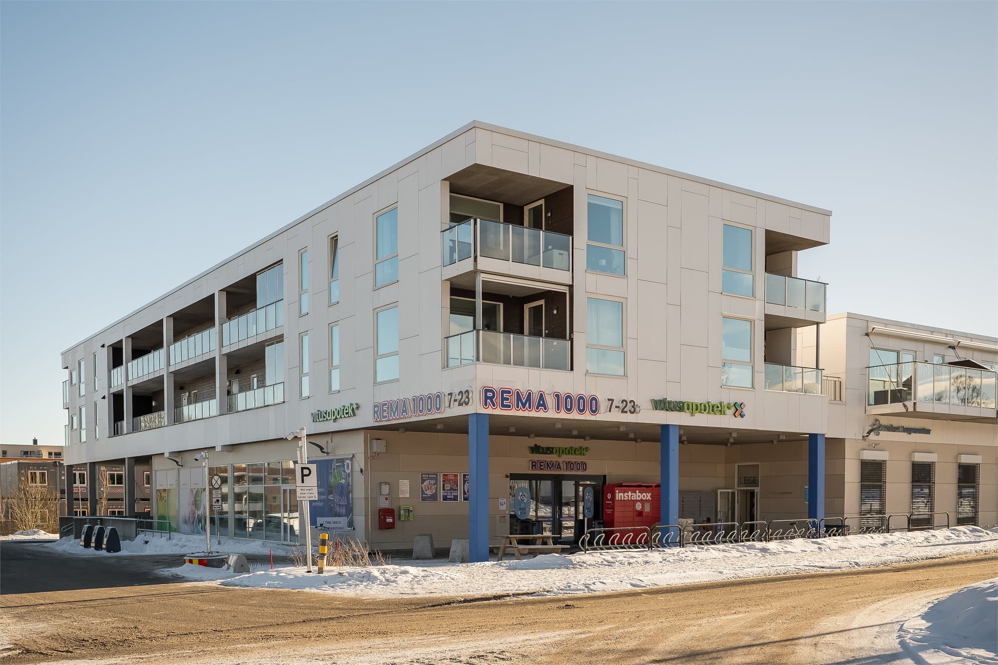 Gangavstand til Rema 1000 Hallset og Byåsen Butikksenter.