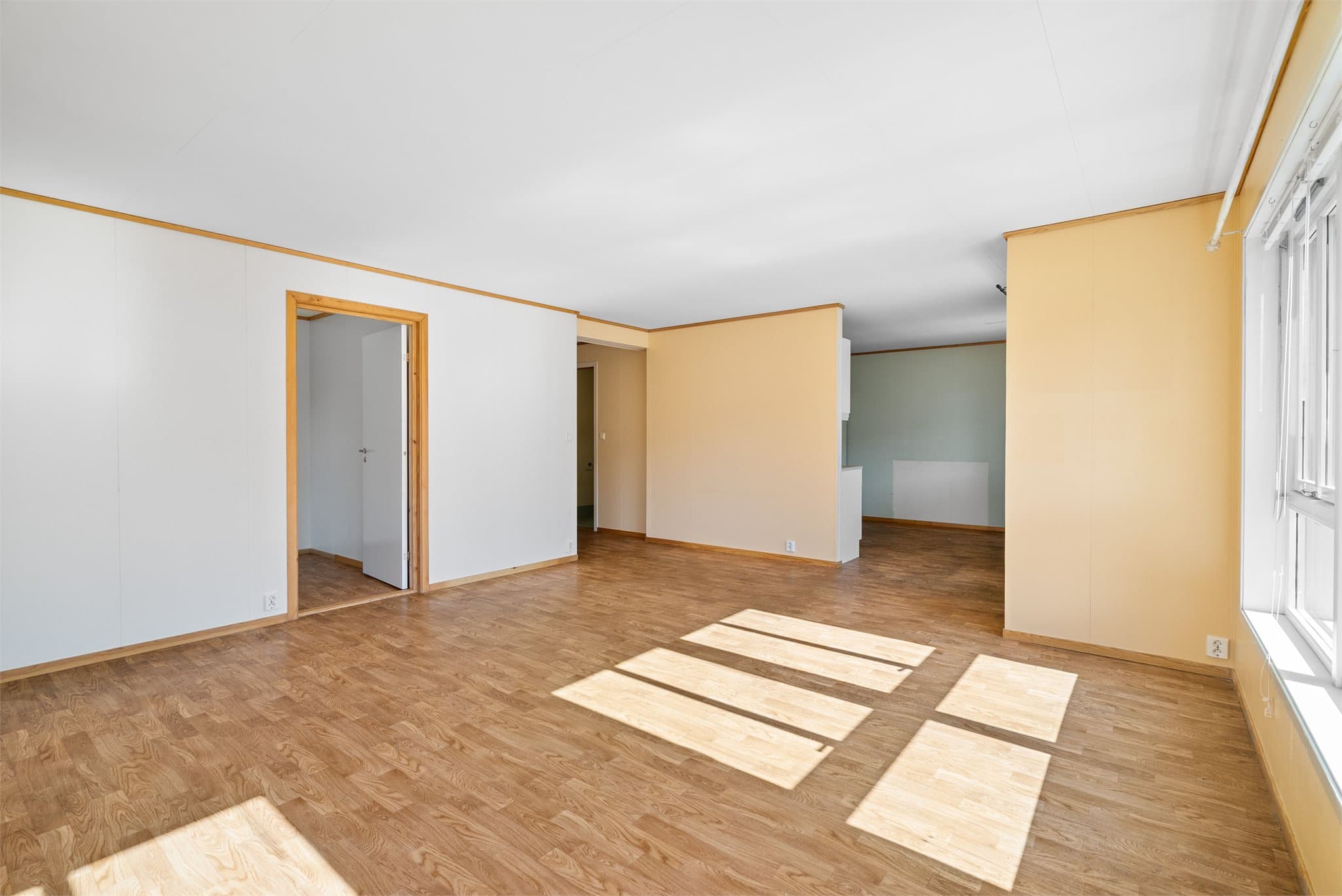 Her får du en flott 4-roms med stort potensial og gode muligheter til å skape din drømmebolig.