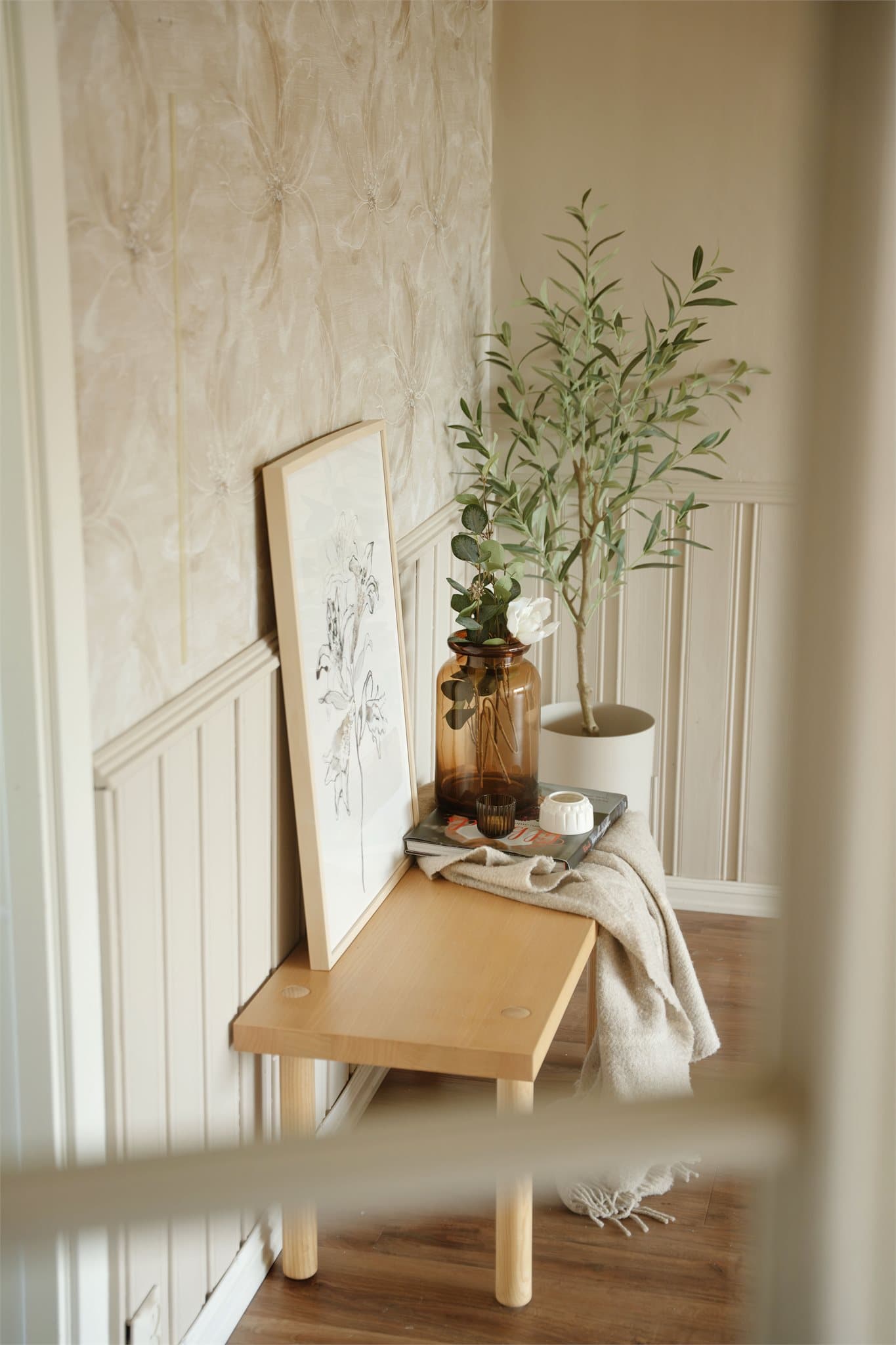 Detaljer skaper en helhetlig stil i boligen.