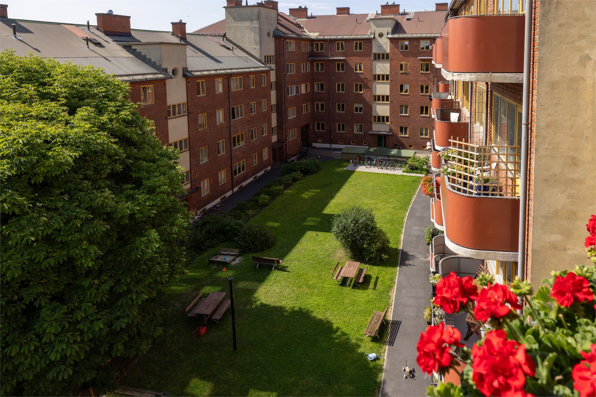 Til å ligge så sentralt føler du at du bor skjermet i stille og rolige omgivelser.