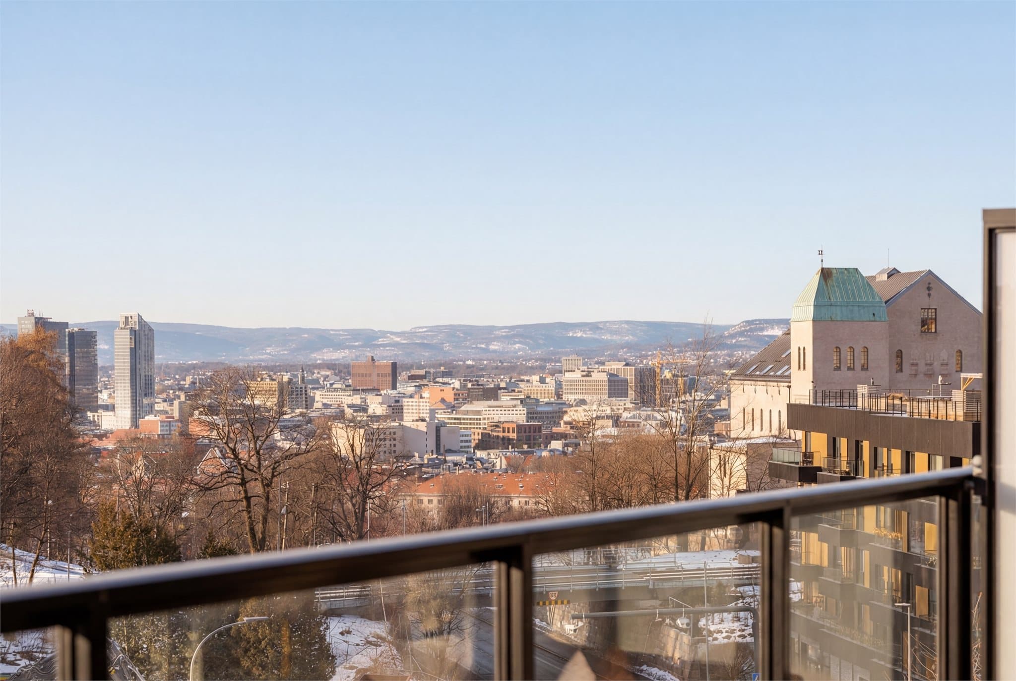 Emir Resulbegovic v. Emera Eiendomsmegling ønsker velkommen til Sigurd Hoels vei 4!