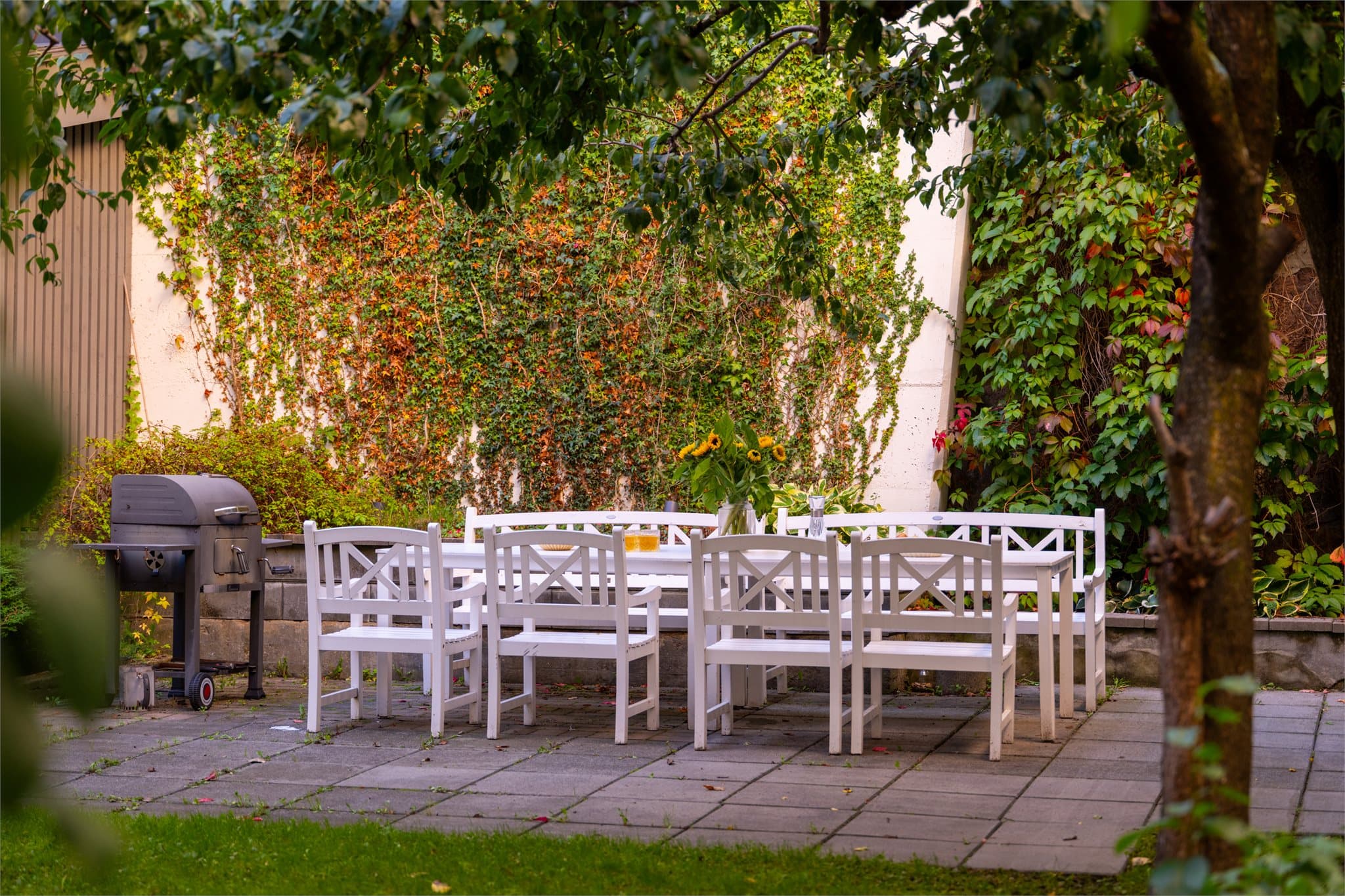 Her bor du sentralt og tilbaketrukket på Fredensborg, med alt Oslo har å by på rett utenfor døren.