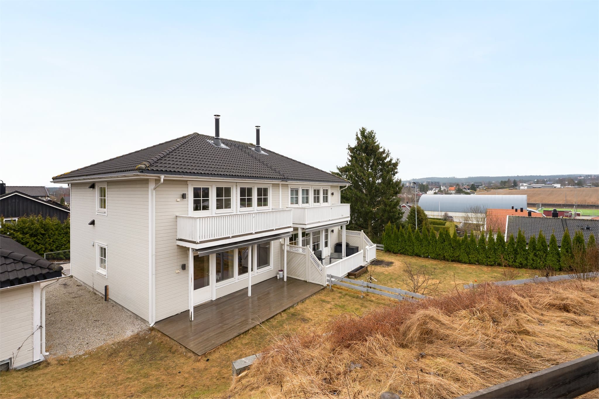 Flott halvpart av tomannsbolig over to plan med sentral beliggenhet!