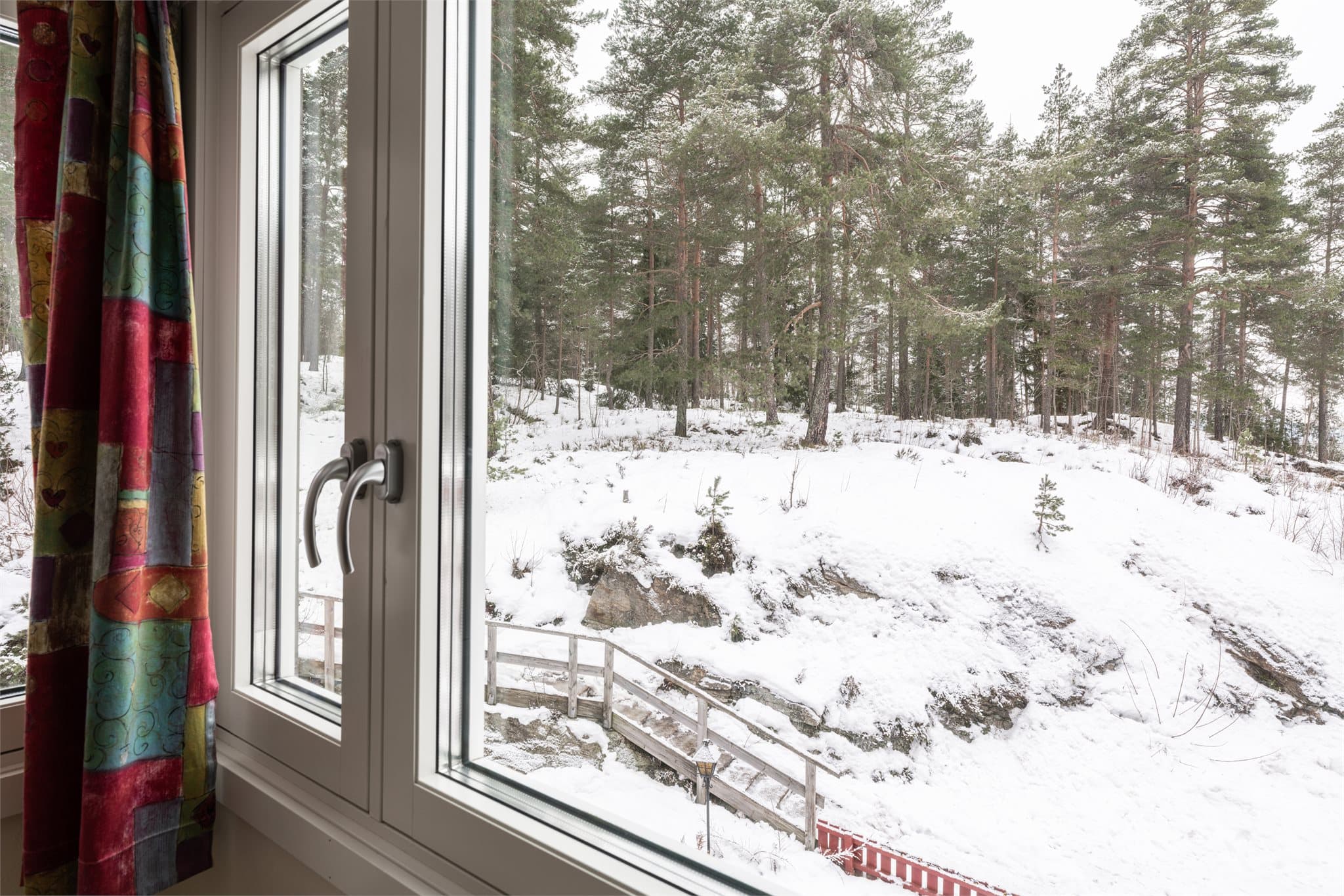 Fin utsikt mot naturskjønne omgivelser.