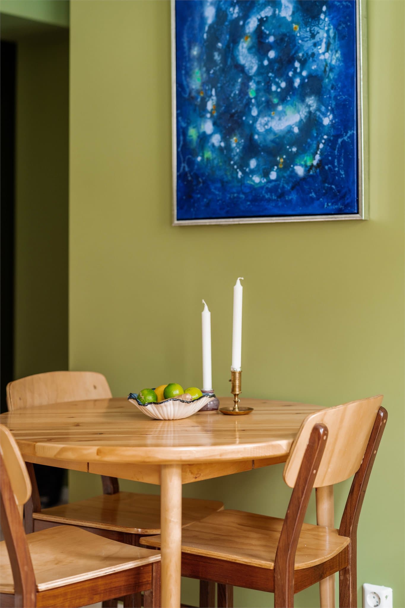 Gled deg til å invitere vennegjengen til middag i nytt hjem!