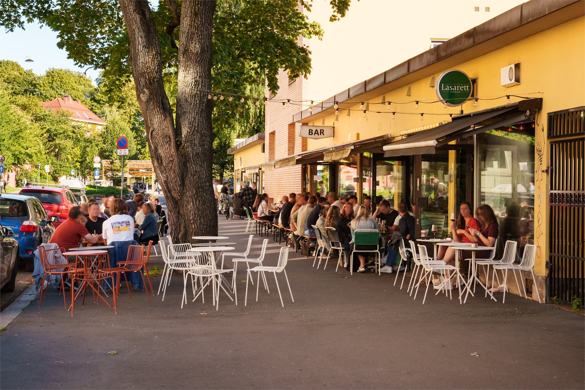 Populære Bruun-Larsen ligger rett i nærheten.