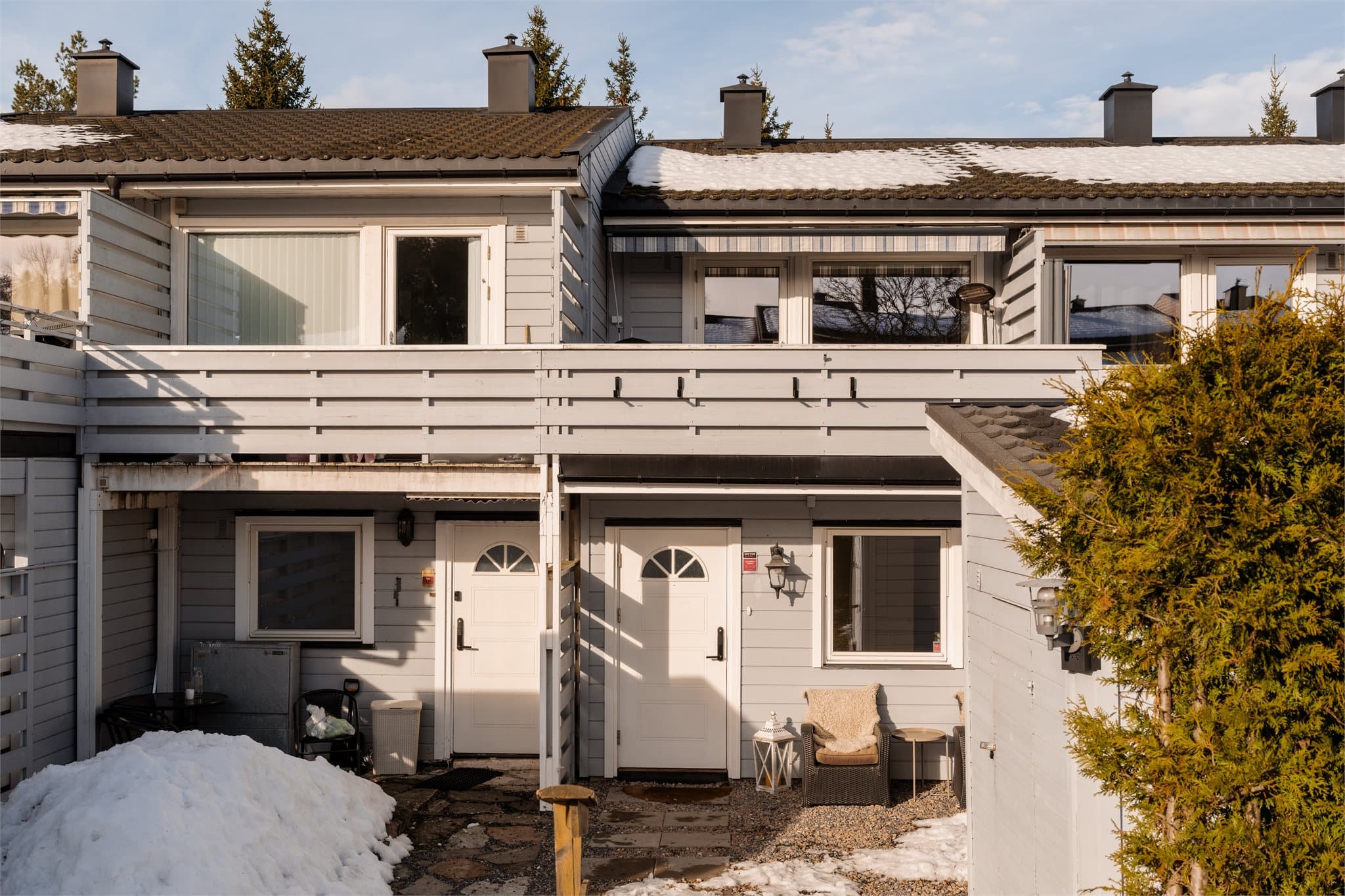 Et familievennlig rekkehus i et rolig og etablert nabolag i Lørenskog.