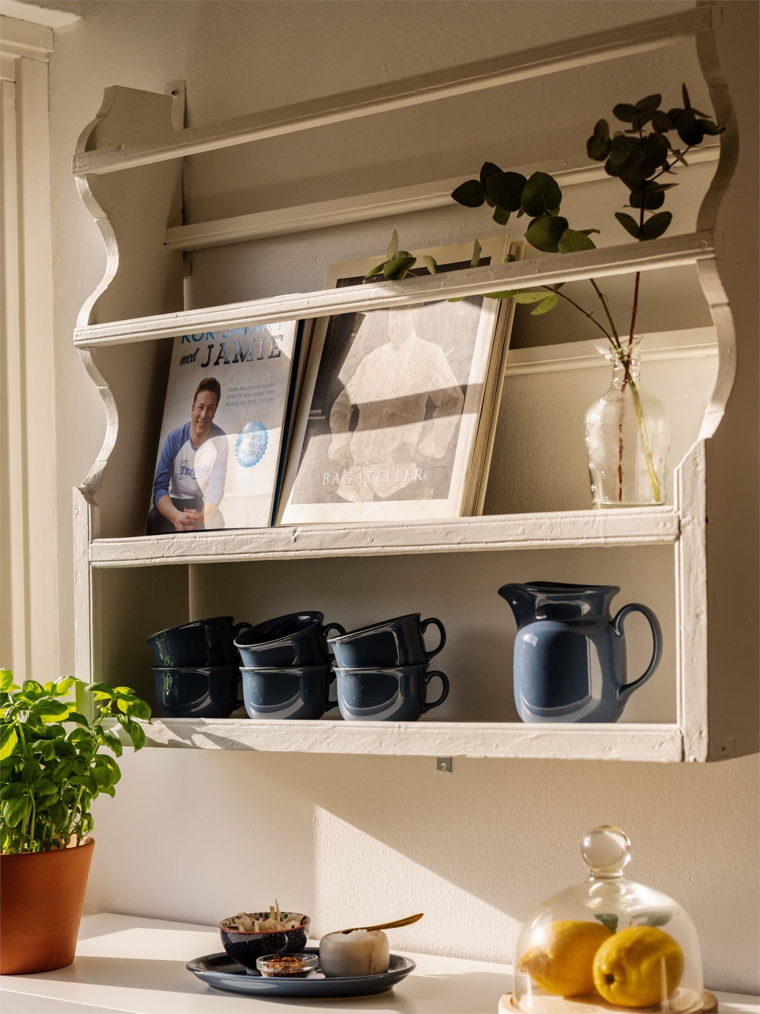 Leiligheten disponerer også en bod i kjelleren på ca. 2 m².