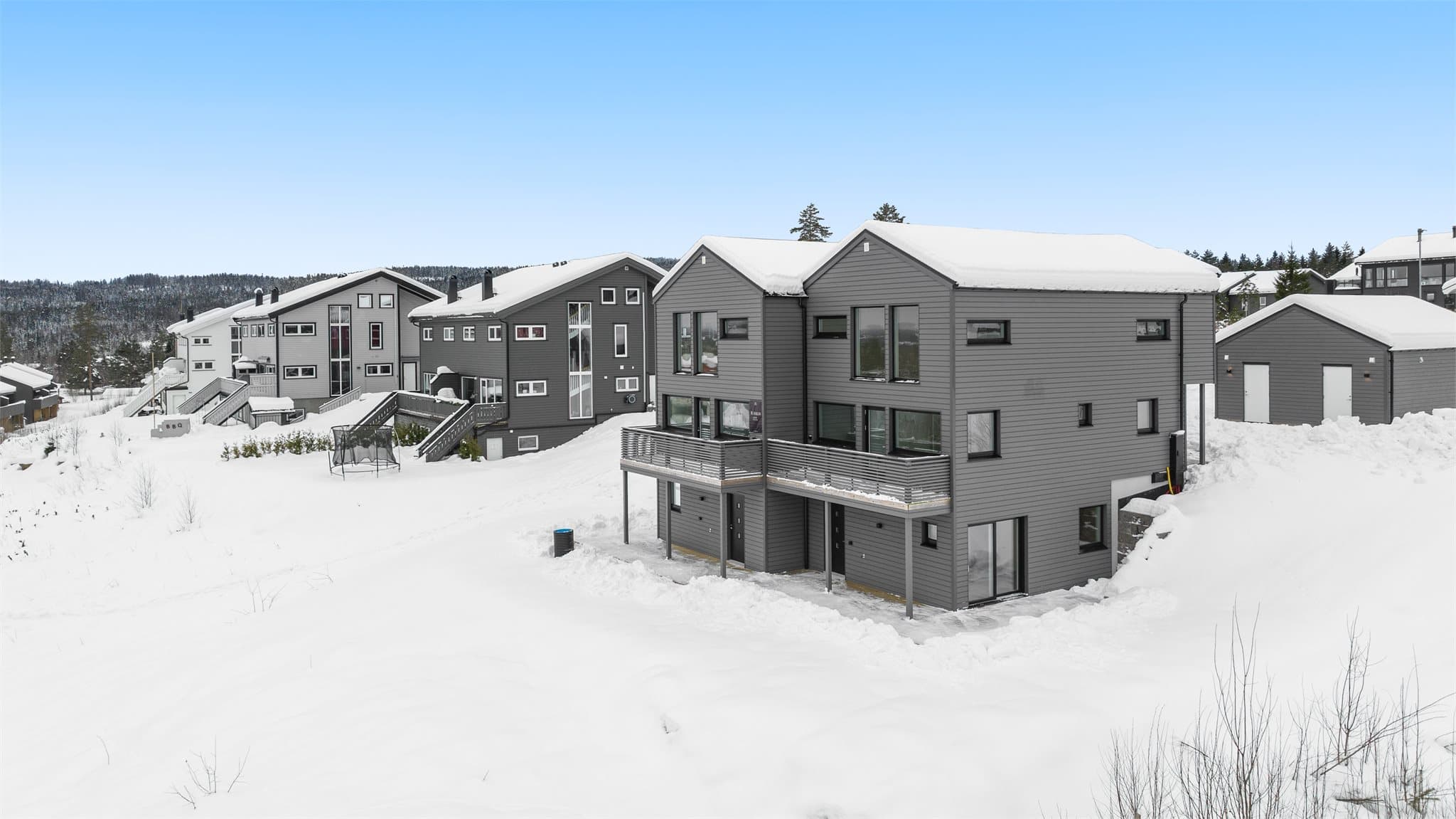 Mange uteområder og hage