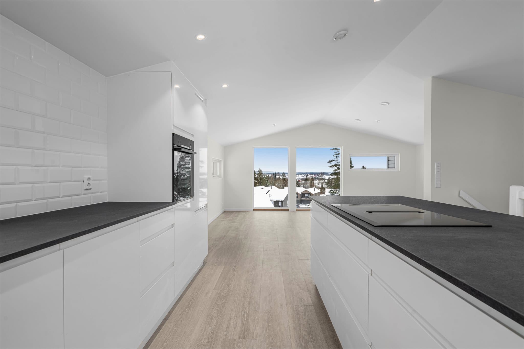 Kjøkken med stue i bakkant