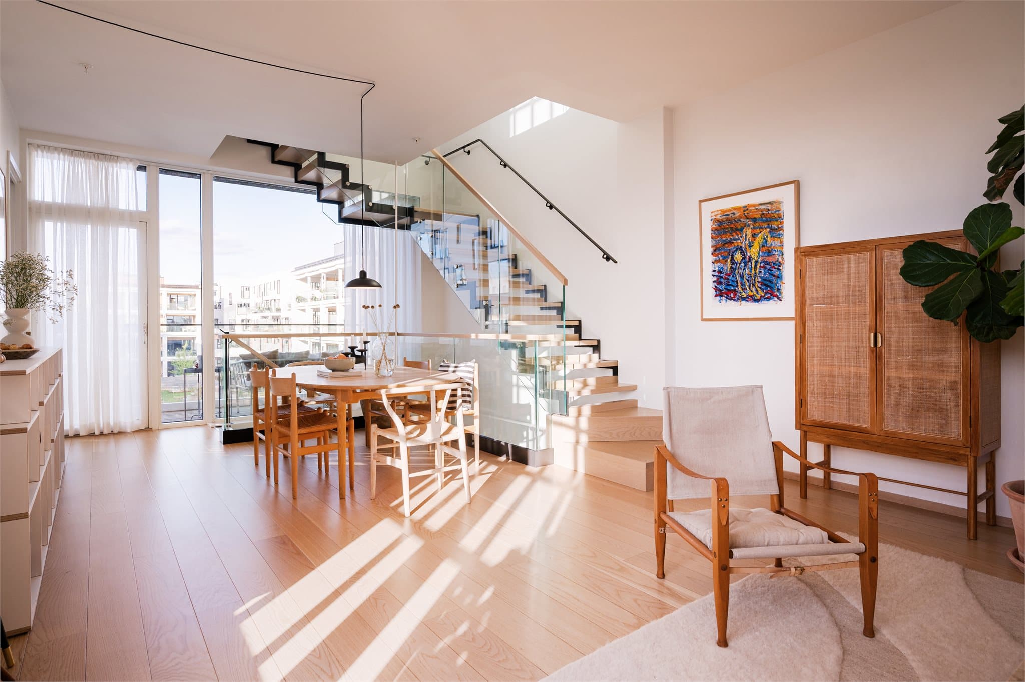 Velkommen til Bøkkerveien 12D - Presentert av Emir Resulbegovic i Emera eiendomsmegling!