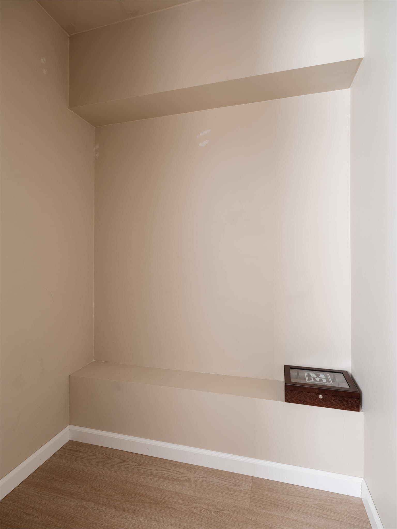 Soverommet har praktisk innvendig bod.