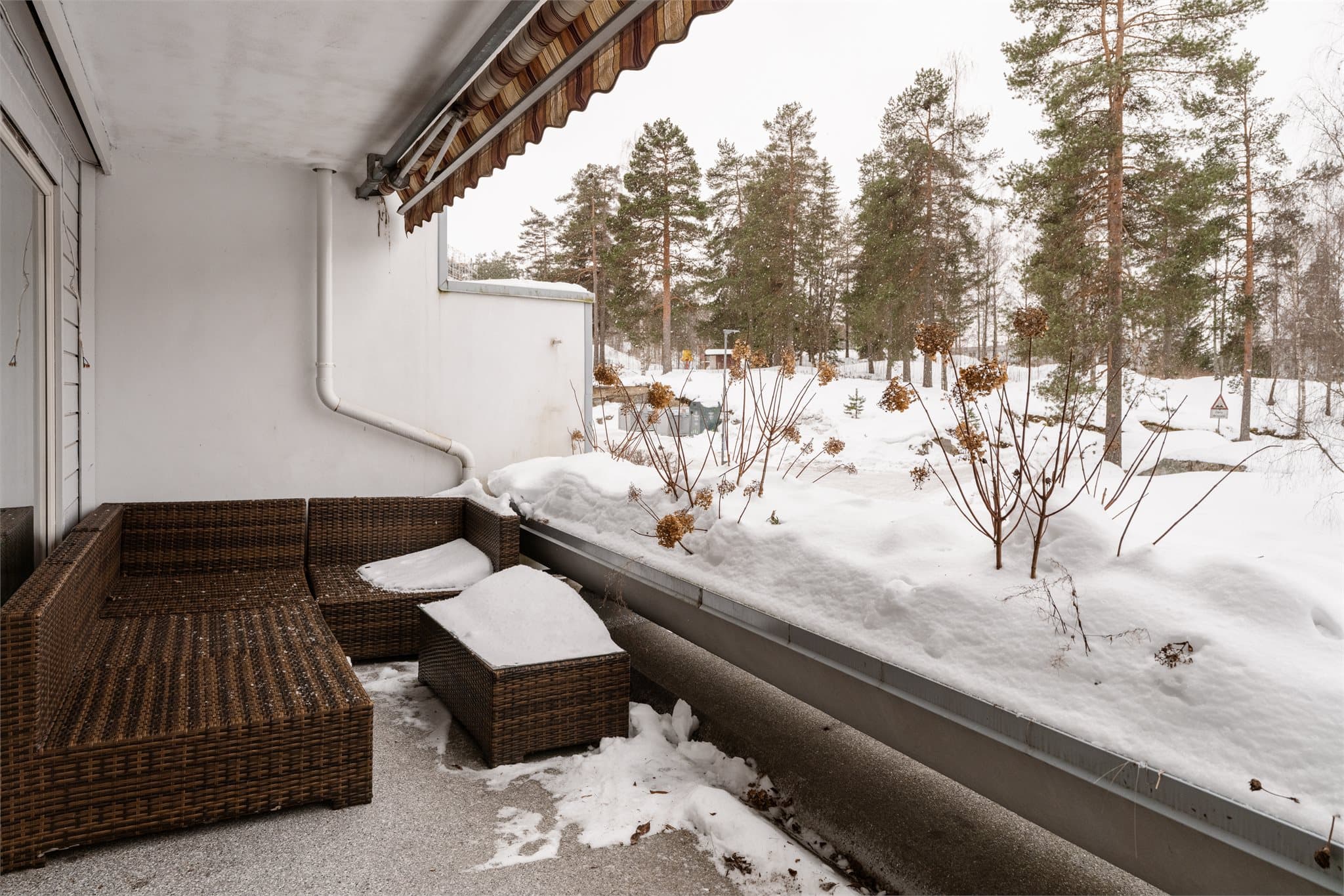 Den vestvendte balkongen på 11 m² har god plass til en komfortabel sittegruppe.