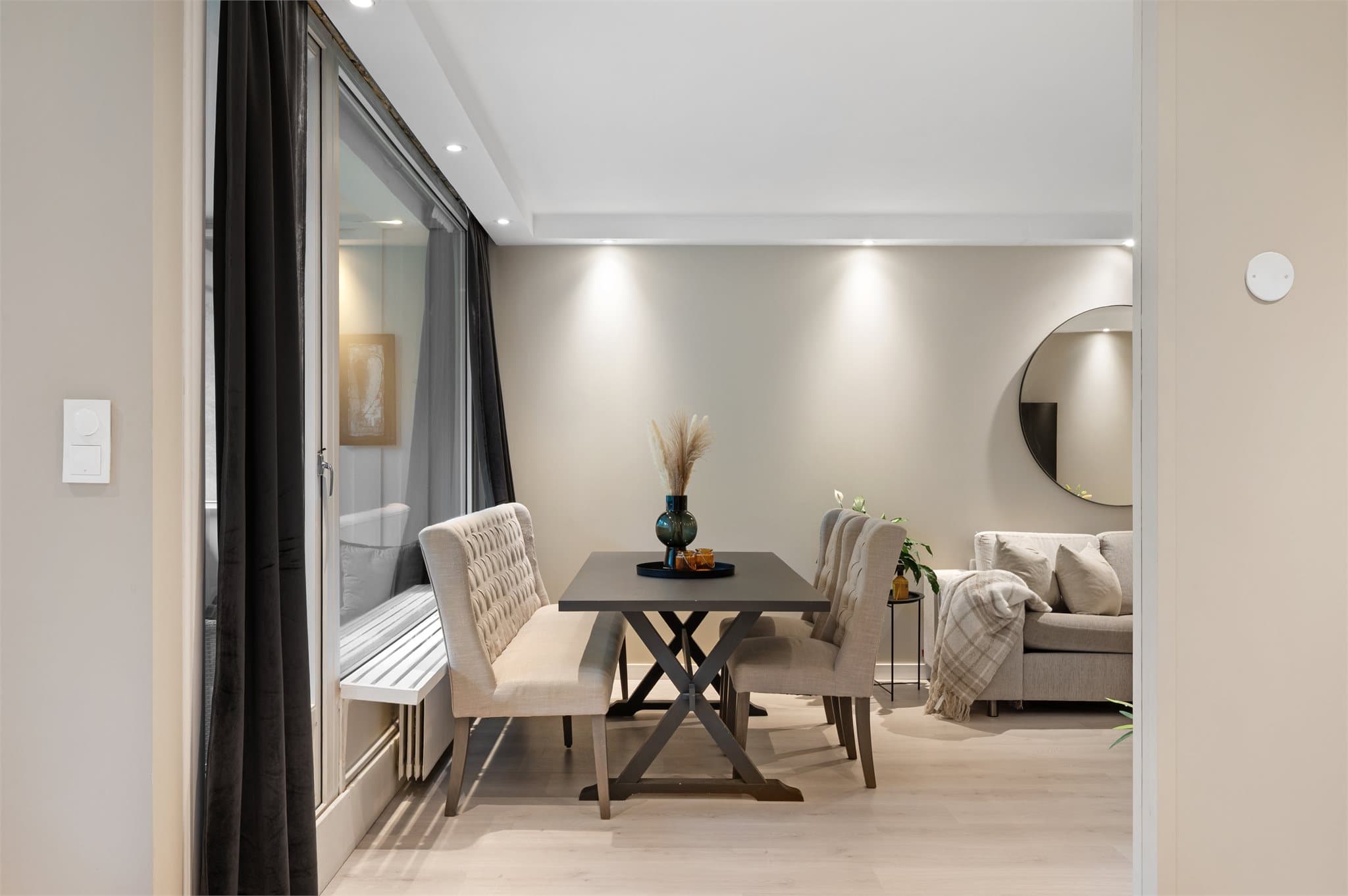 - Borettslaget har sentralvarme. Dette er inkludert i felleskostnadene -