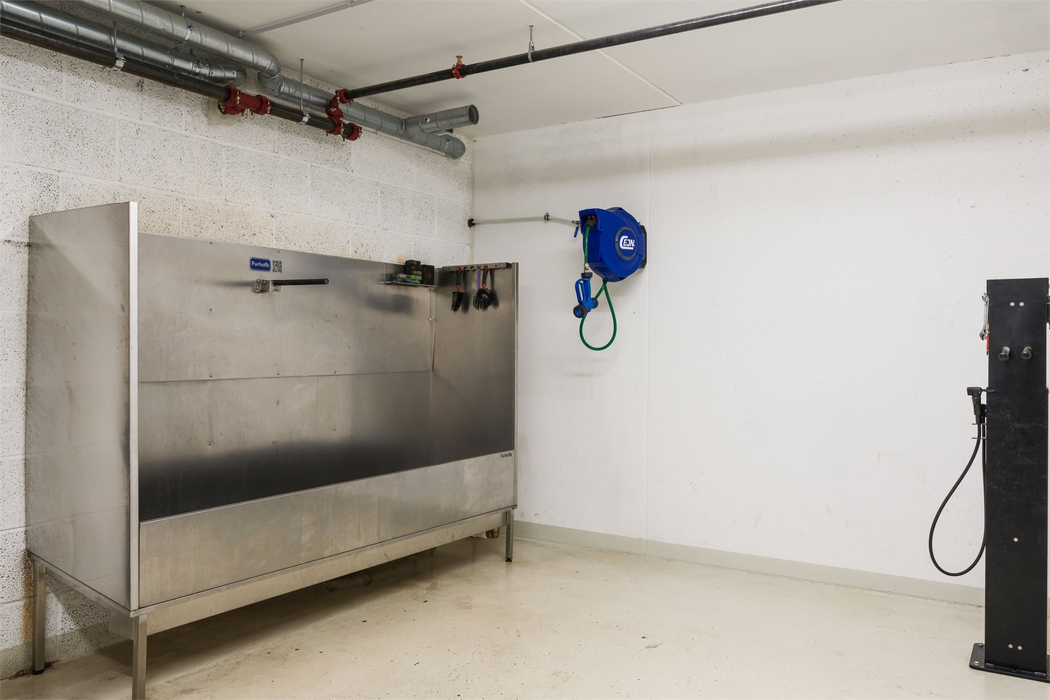 Her har du til og med sykkel/ hundevask!