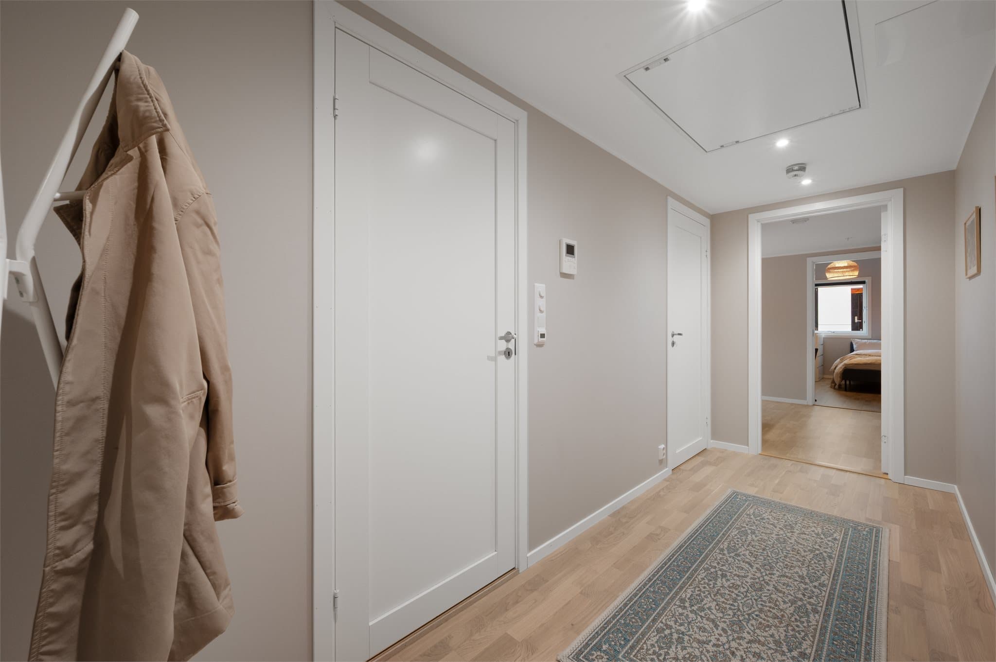 - Lys og trivelig entré som måler 6,8m² -