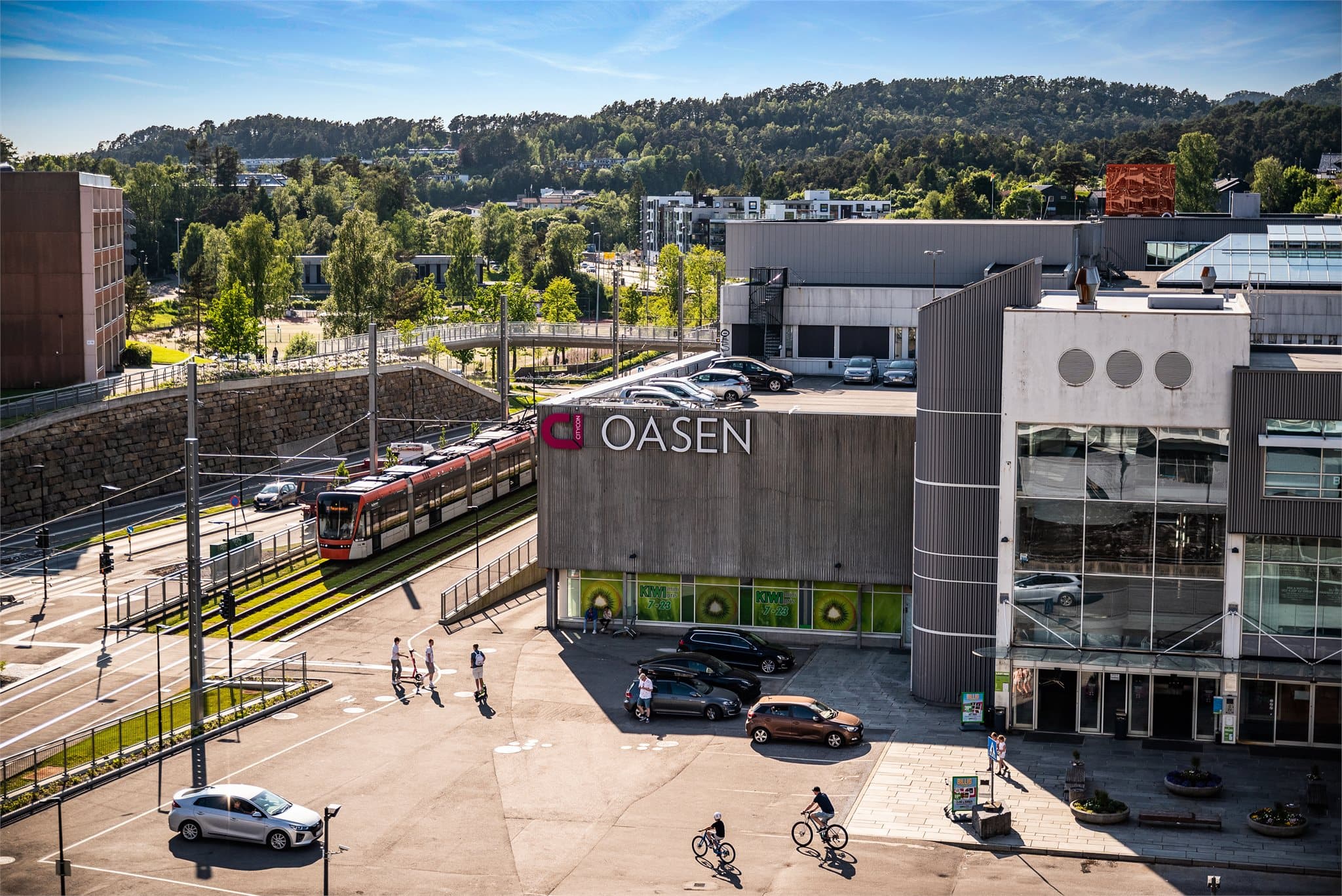 - "Tøffelavstand" til Oasen Storsenter, bybanestopp og bussterminal -