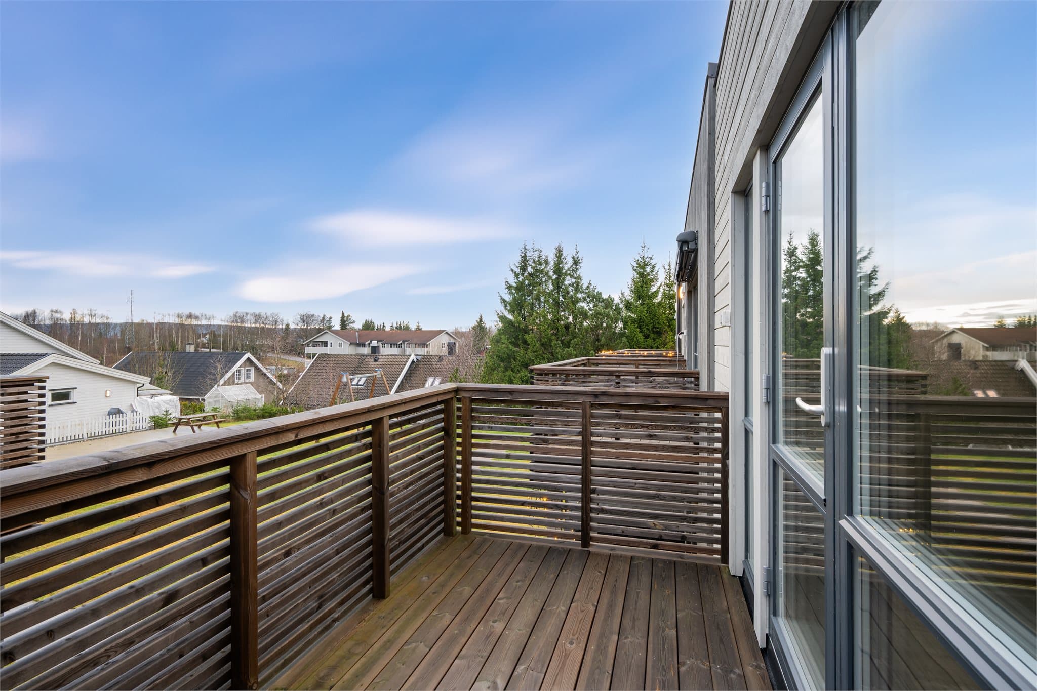 Balkongen er på ca. 6 kvm.