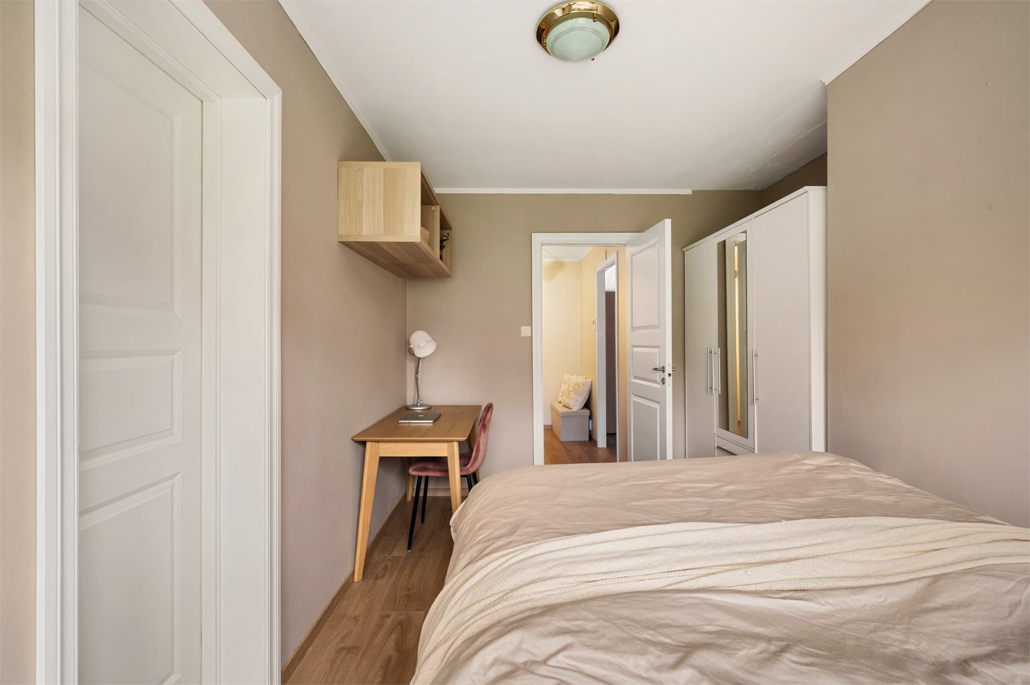 Andelen disponerer en ekstern bod som måler 1,8m²