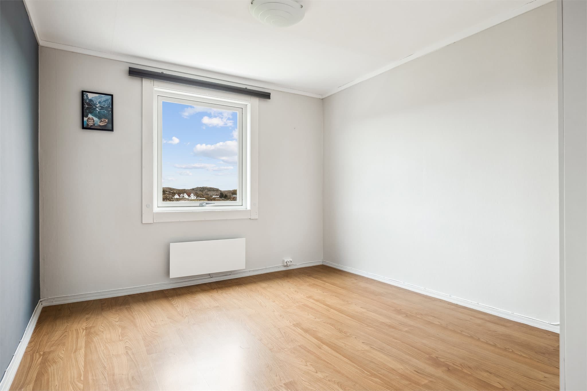 Det er gjennomført flere oppgraderinger i boligen de siste årene.