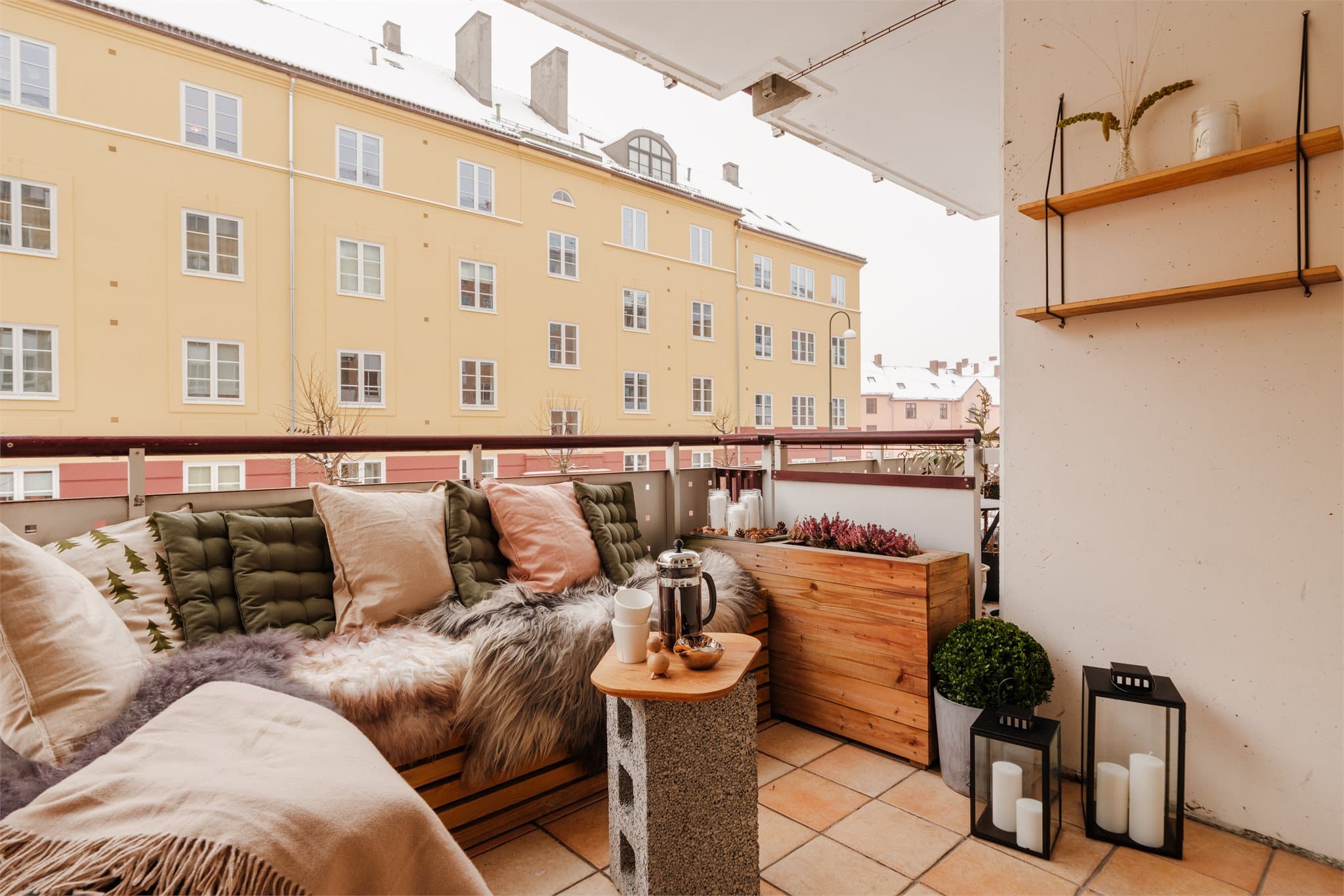 En sjarmerende og skjermet 3-roms med balkong og parkering i hjertet av Sagene.