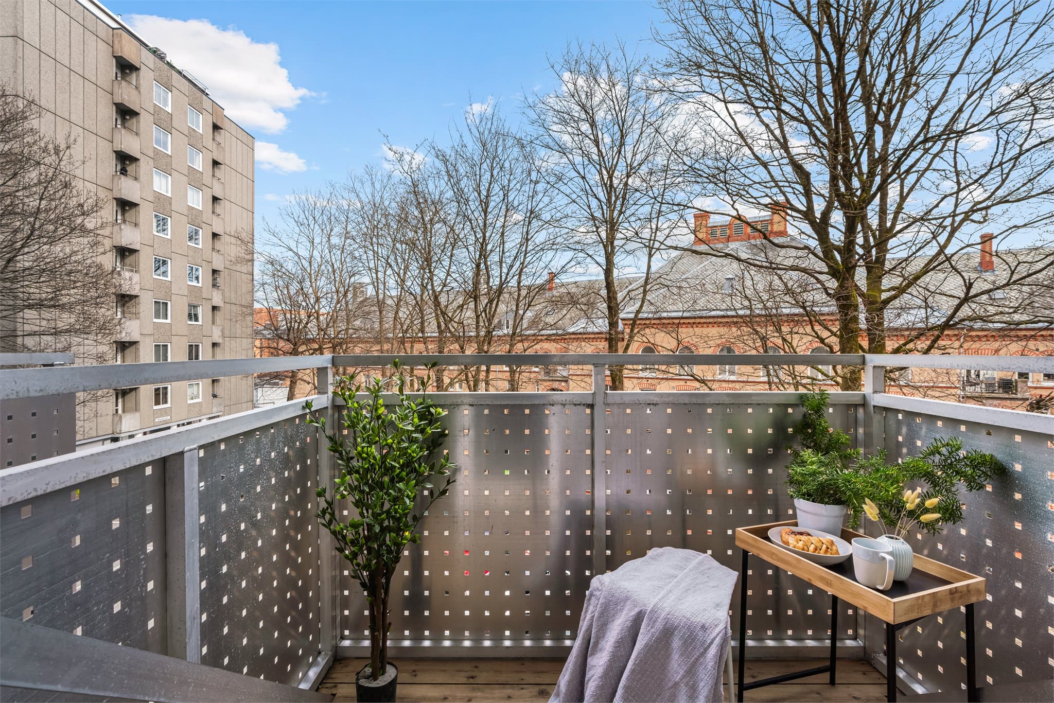 Denne innholdsrike leiligheten på kun 13 kvadratmeter bugner av sjarm og smarte løsninger.