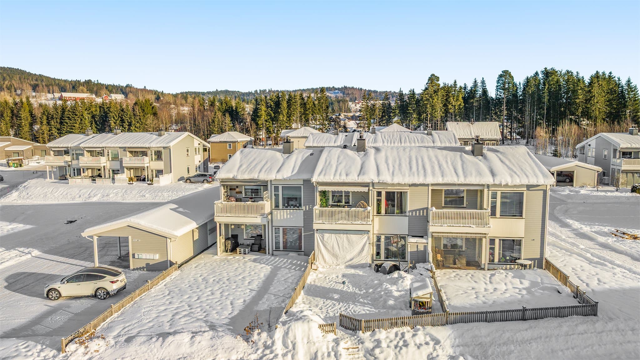 Her bor man i et barnevennlig og sentrumsnært boligområde i Maura.