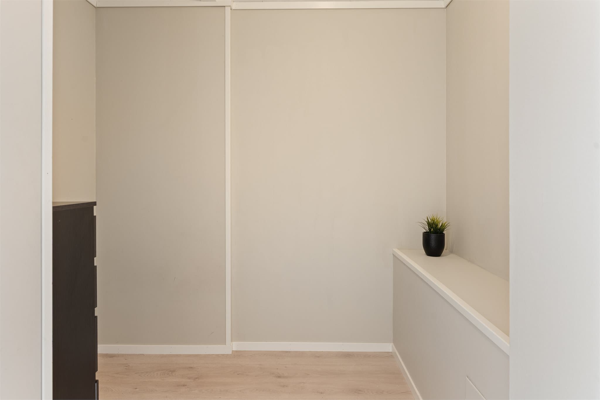 - Verdifult med lagringsplass i innvendig bod på 4 m² -