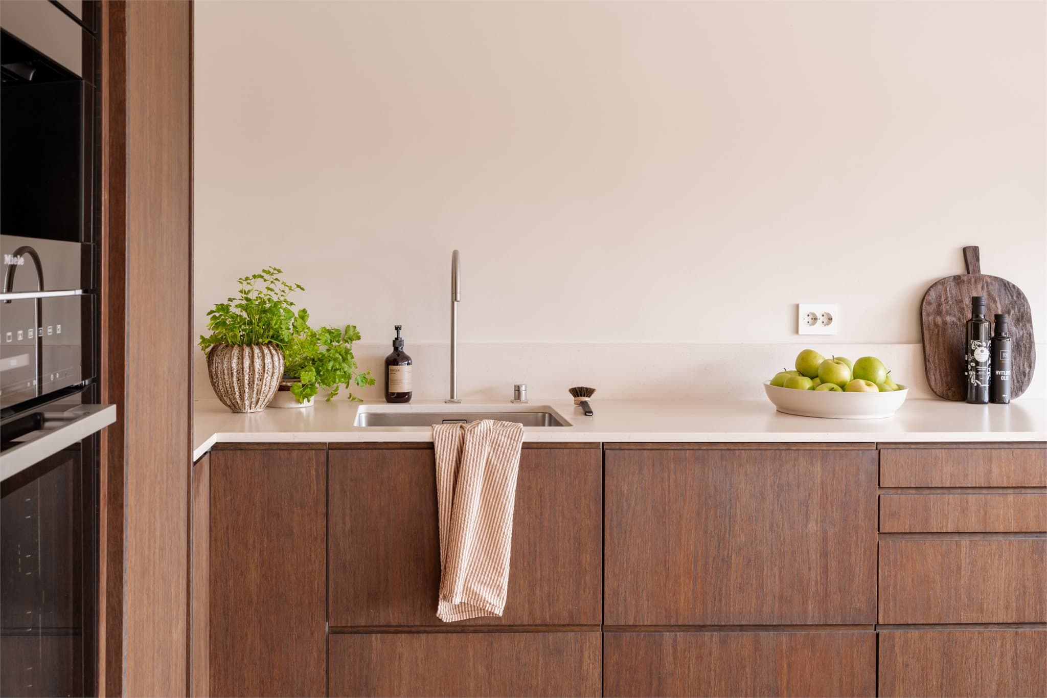 Fantastisk kjøkken med fronter fra Ask og Eng i bambus.