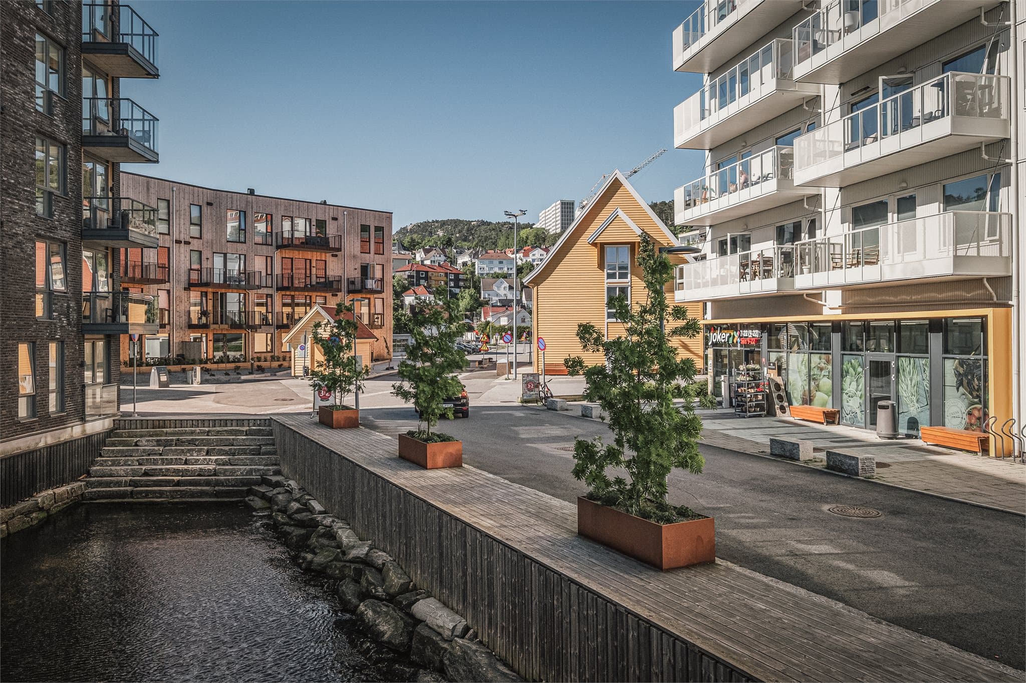 - For studenten er denne leiligheten perfekt med 12 min gange til NHH. Veien til byens øvrige studieinstitusjoner er heller ikke land -