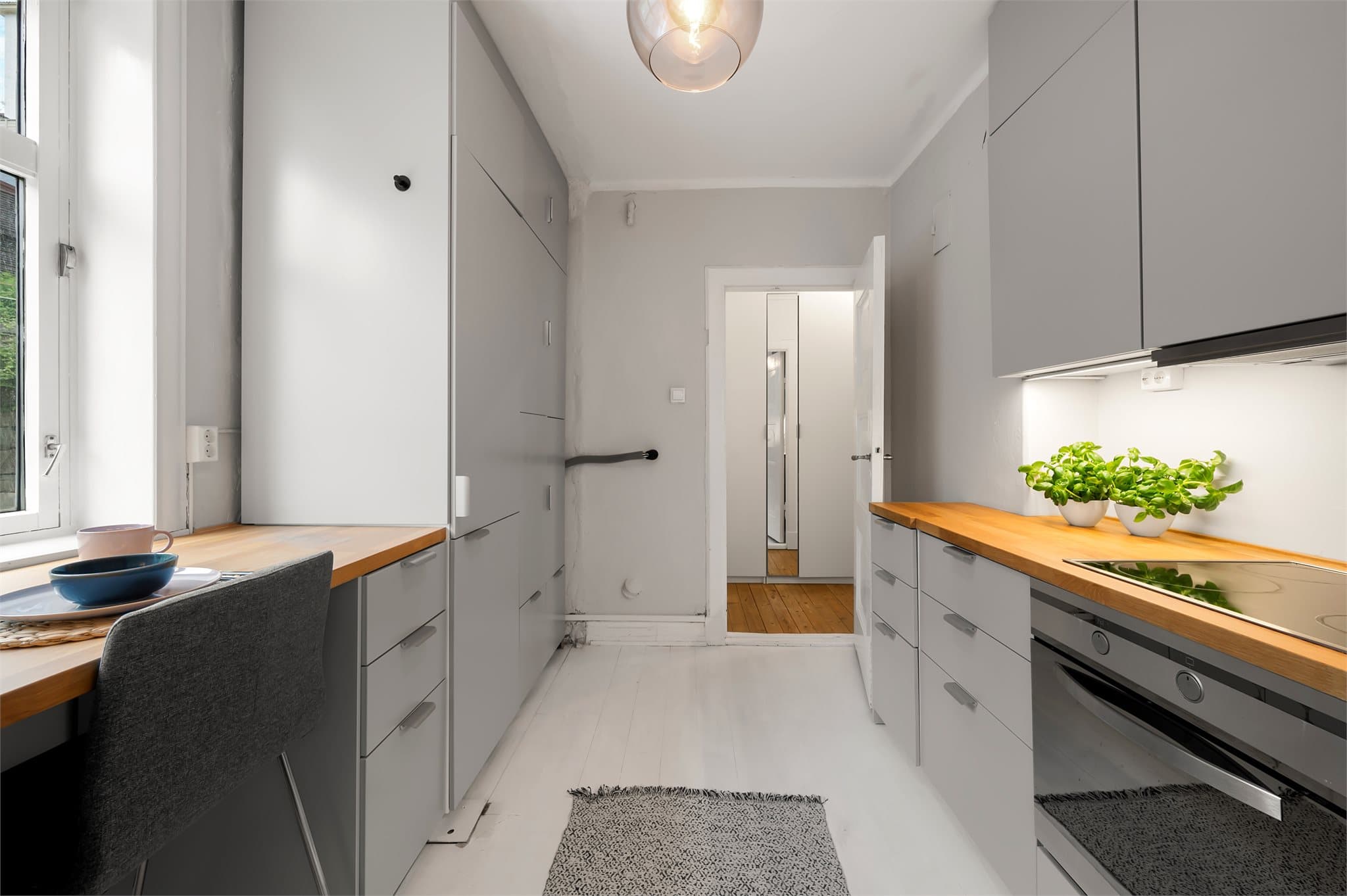 - Kjøkkenet måler 10,9m² -