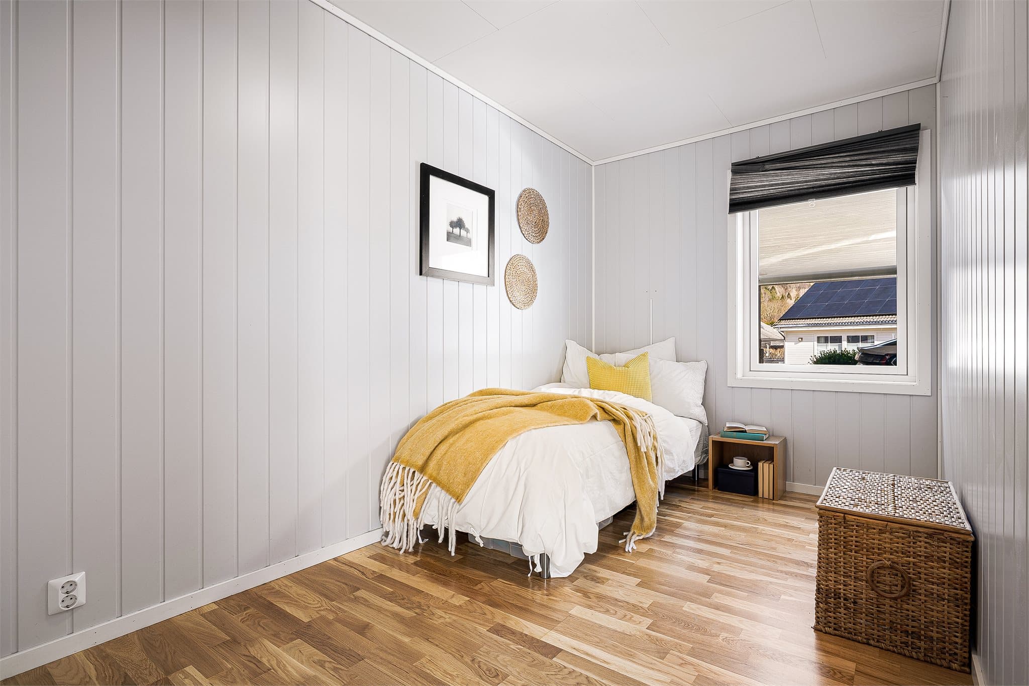 - Soverom 3 måler 9,1 m² -