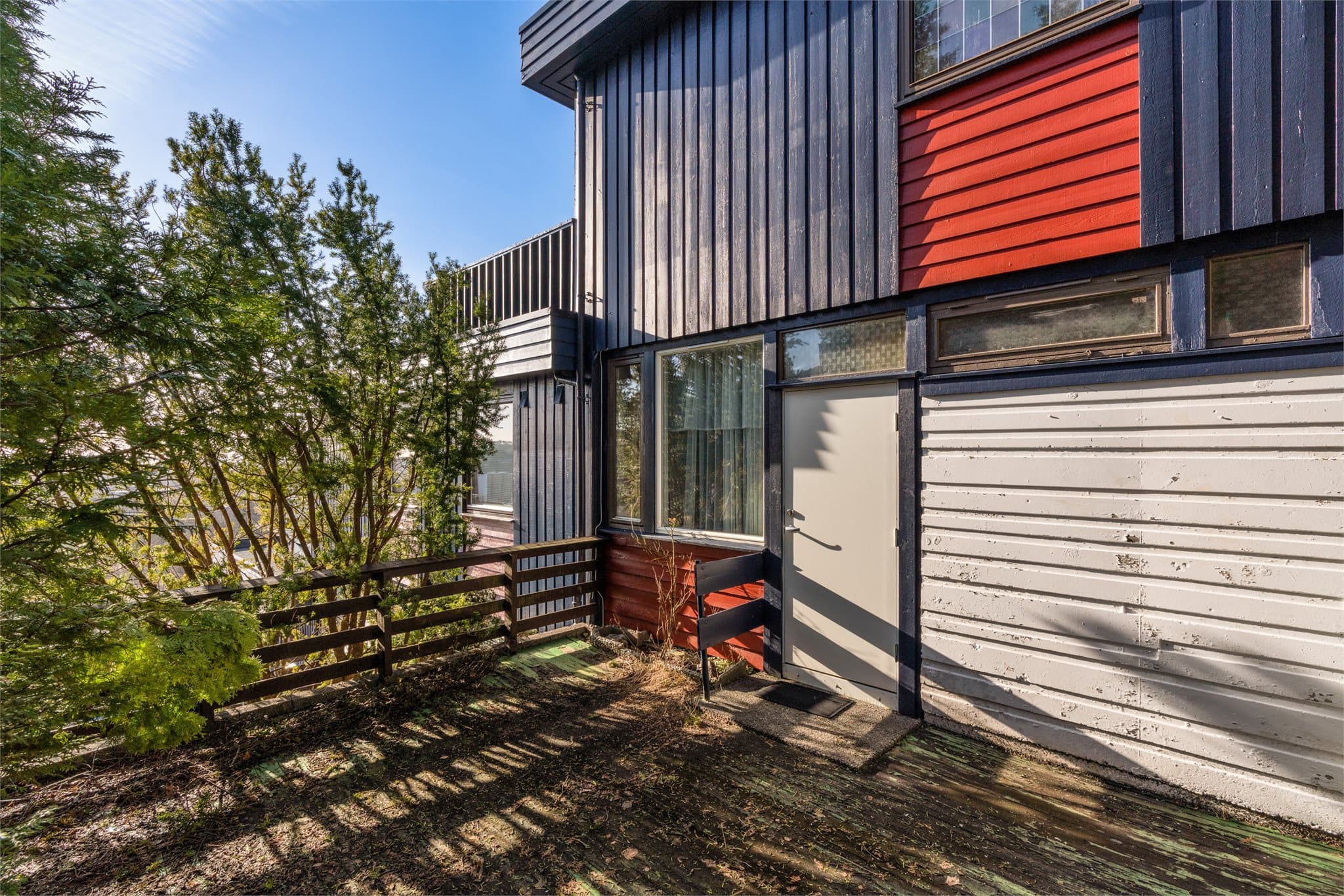 - Et hyggelig uteområde uten noen form for innsyn -