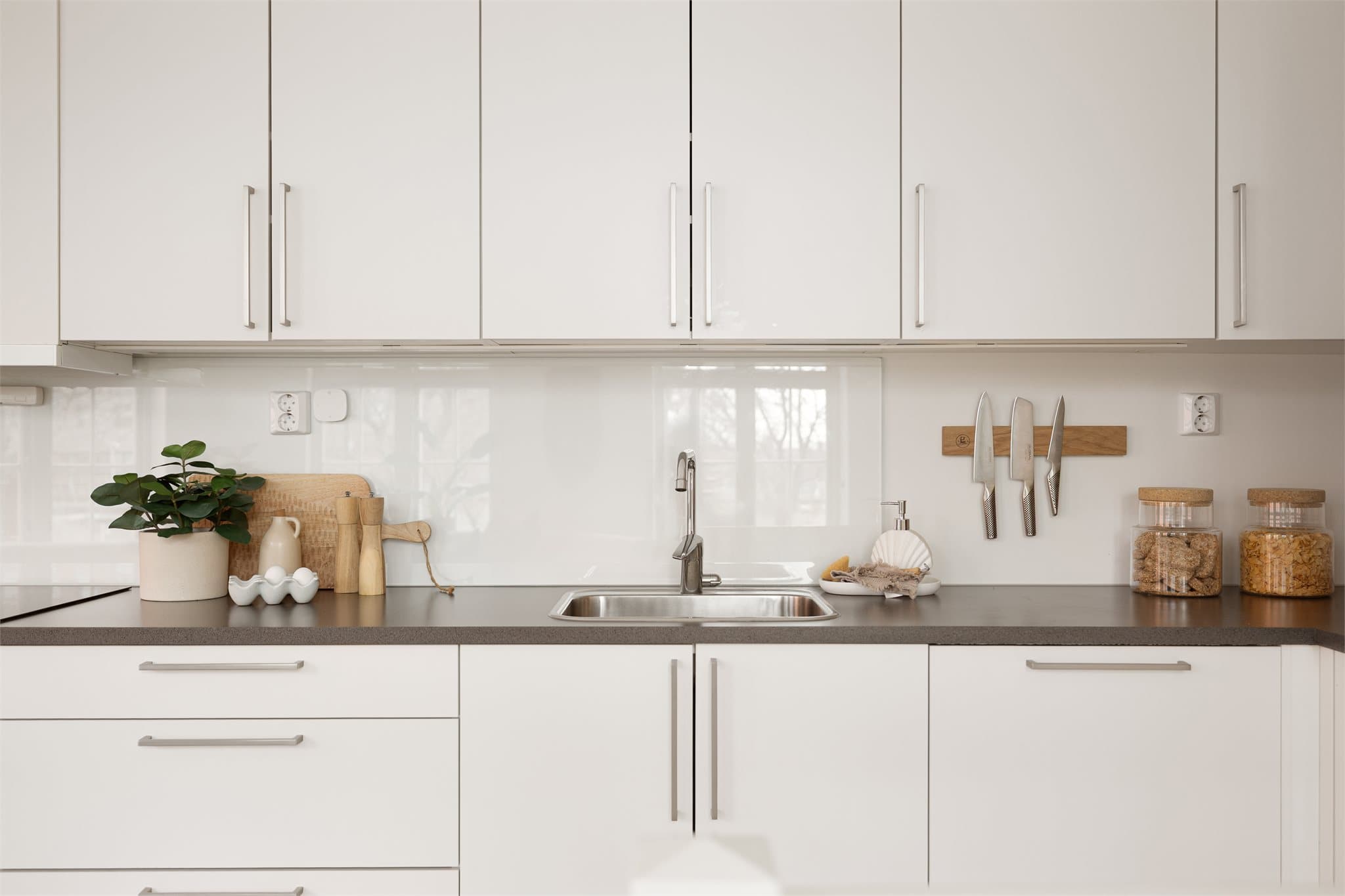 Felleskostnadene inkluderer blant annet kabel-TV, internett og a-konto fjernvarme.