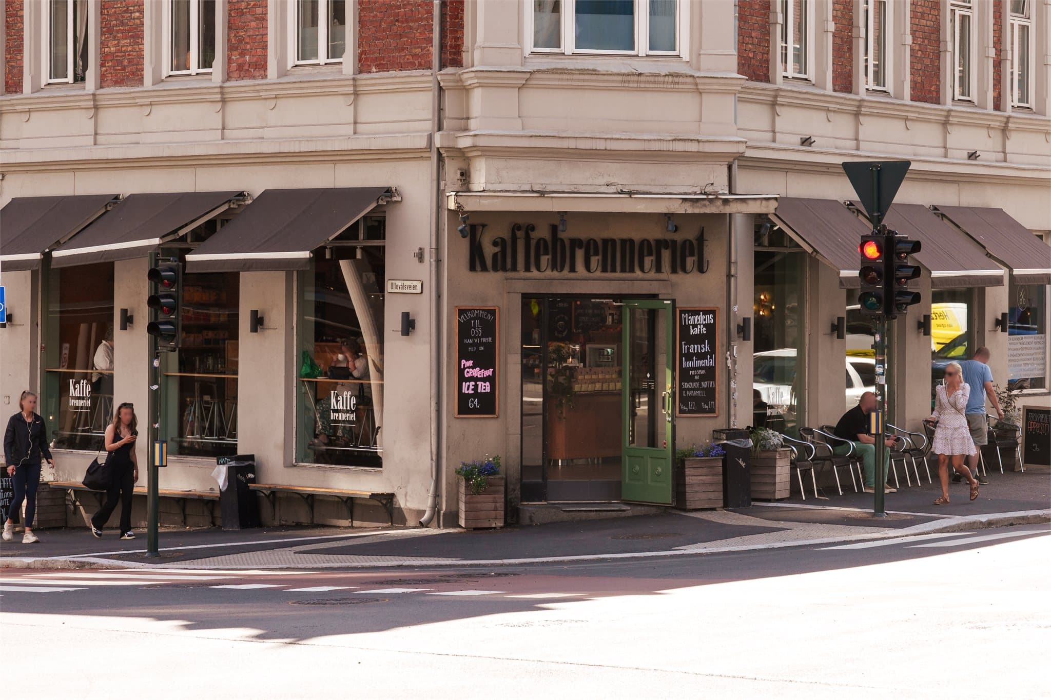 St. Hanshaugen er kjent for sitt rike utvalg av hyggelige kafeer og restauranter.