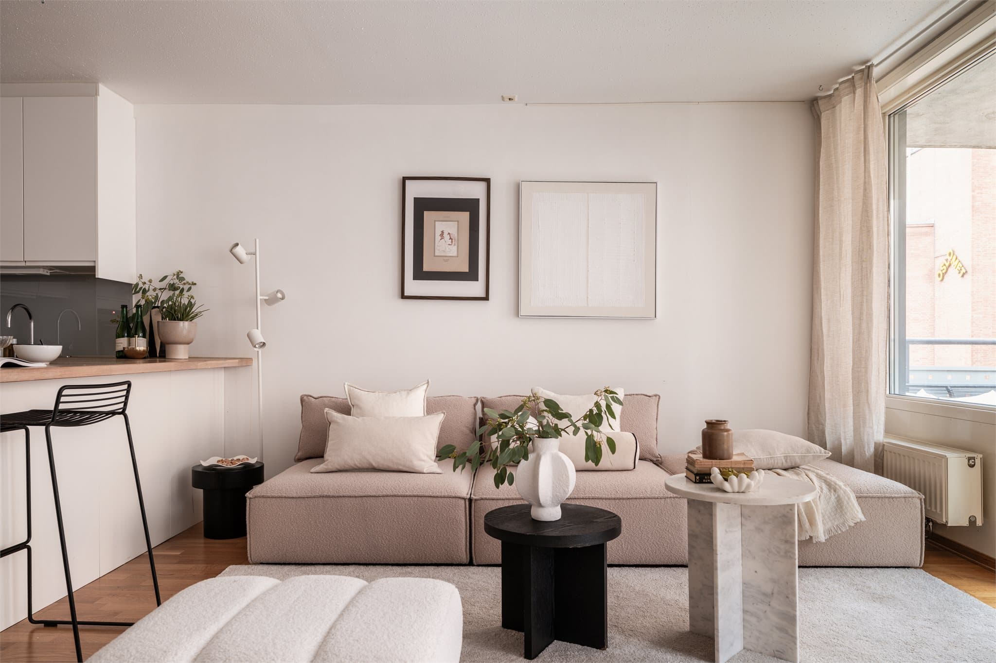 Her møter du en lekker og innflytningsklar 3-roms midt i Oslo!