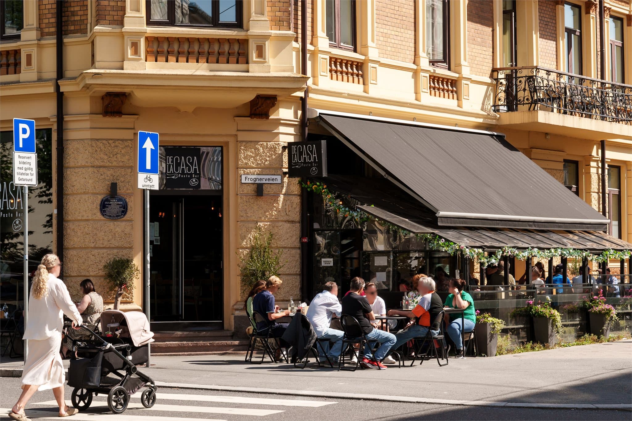 De La Casa Pasta & Wine Bar