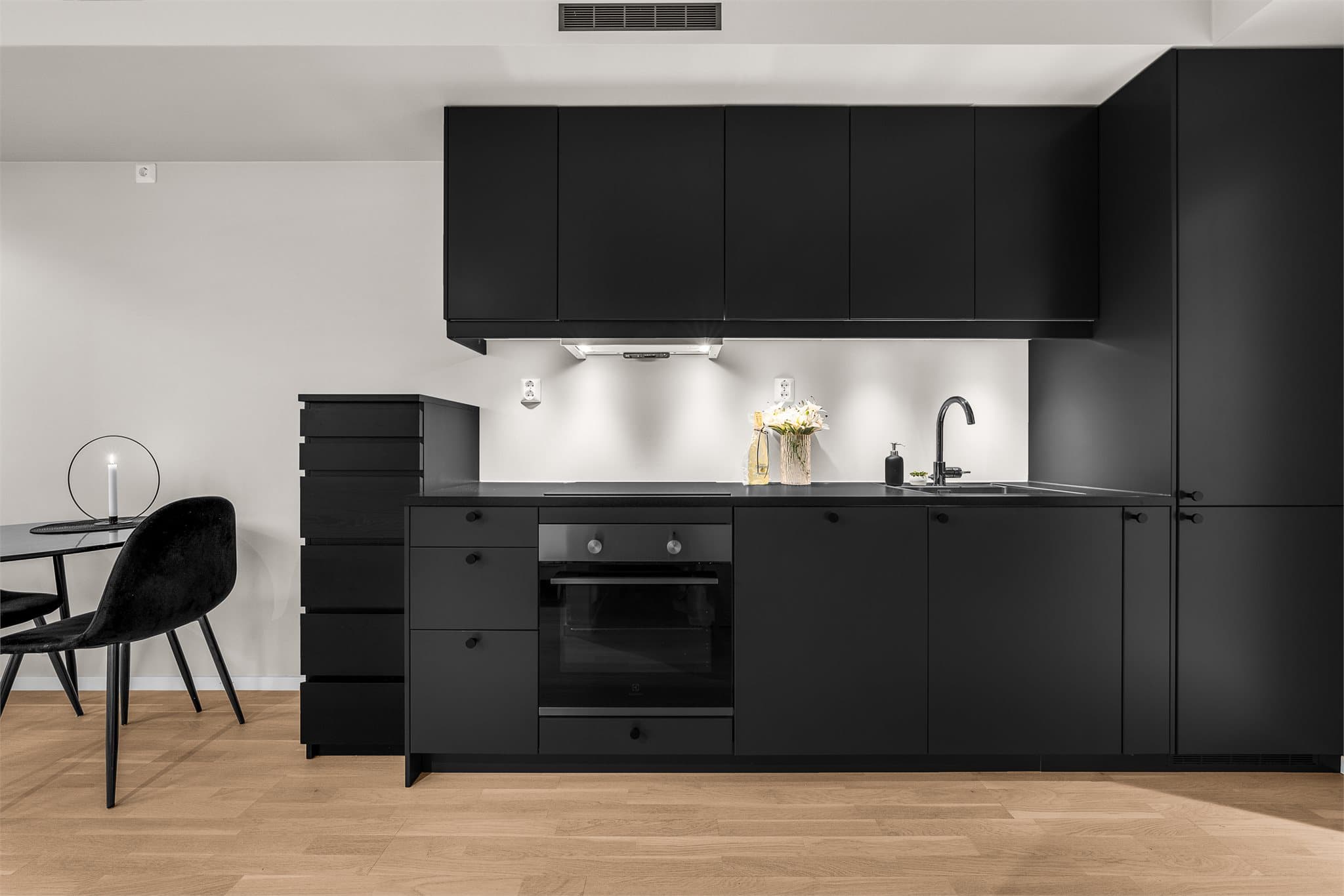 Alle hvitevarene er påkostet og holder en høy standard.