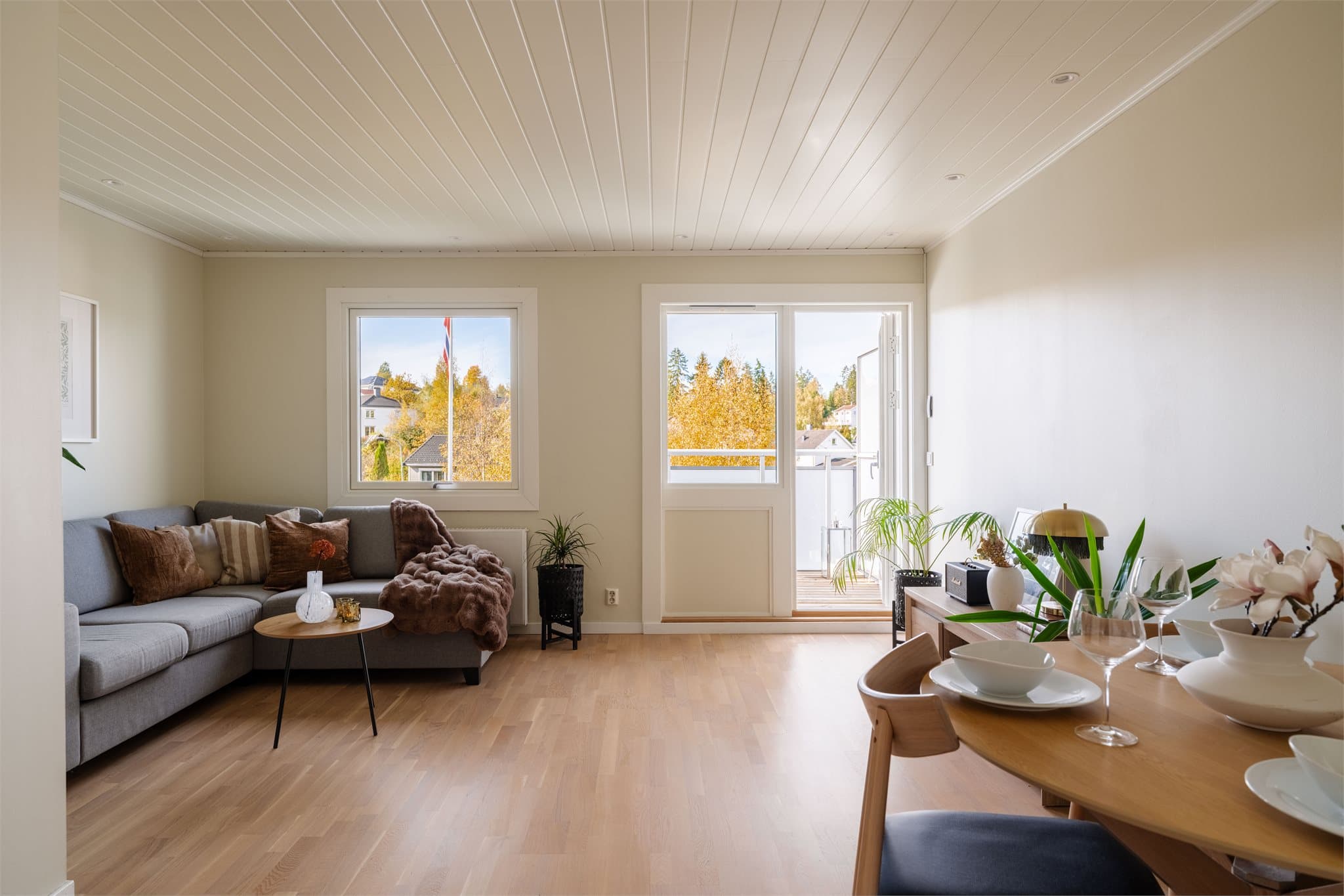 Emera eiendomsmegling v/Gina Granli (tlf. 99274052) har gleden av å presentere Statsråd Ihlens vei 88B! Foto: Henrik Fjørtoft Sporsheim