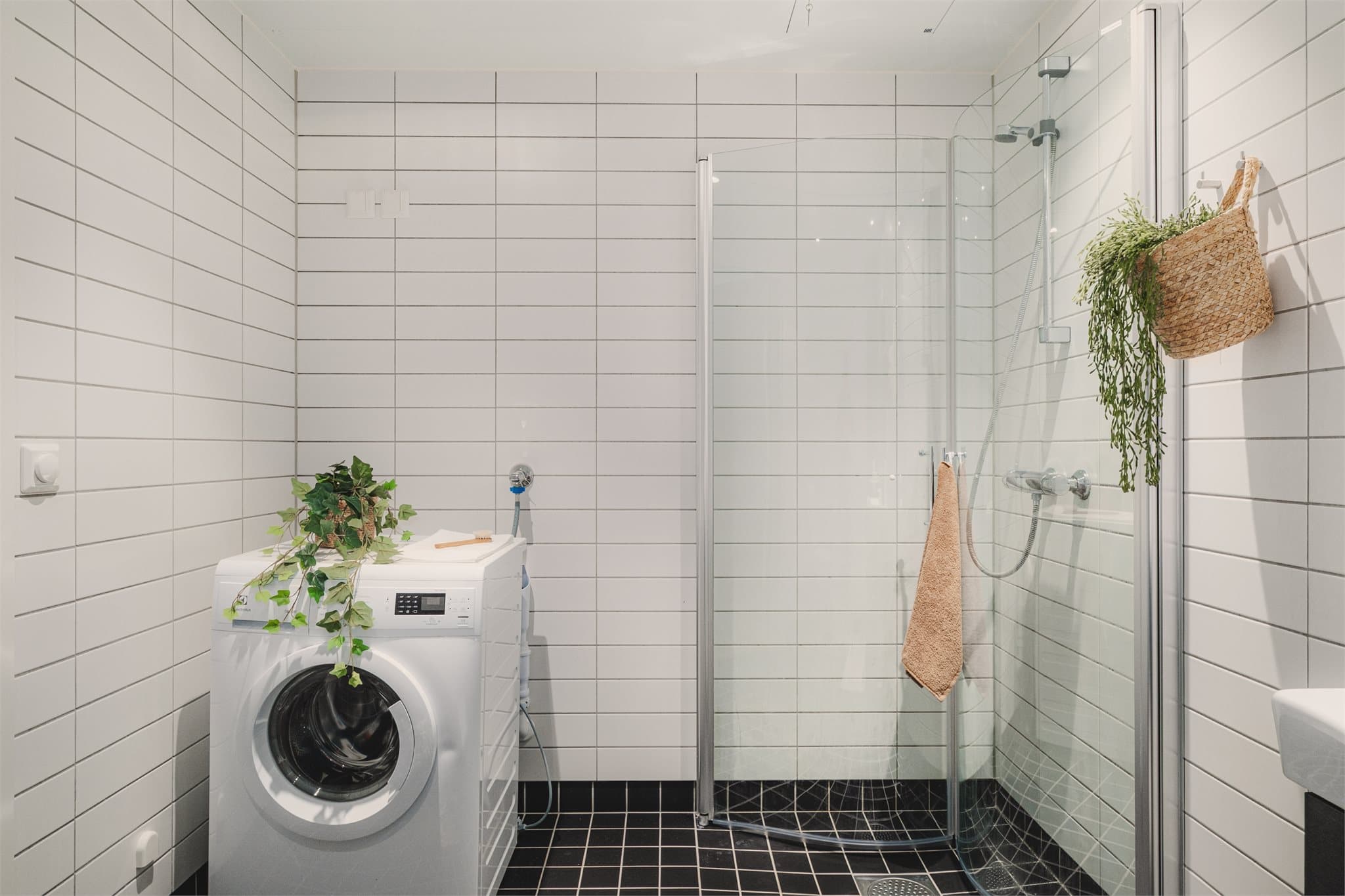 - Badet måler 6,2m² -