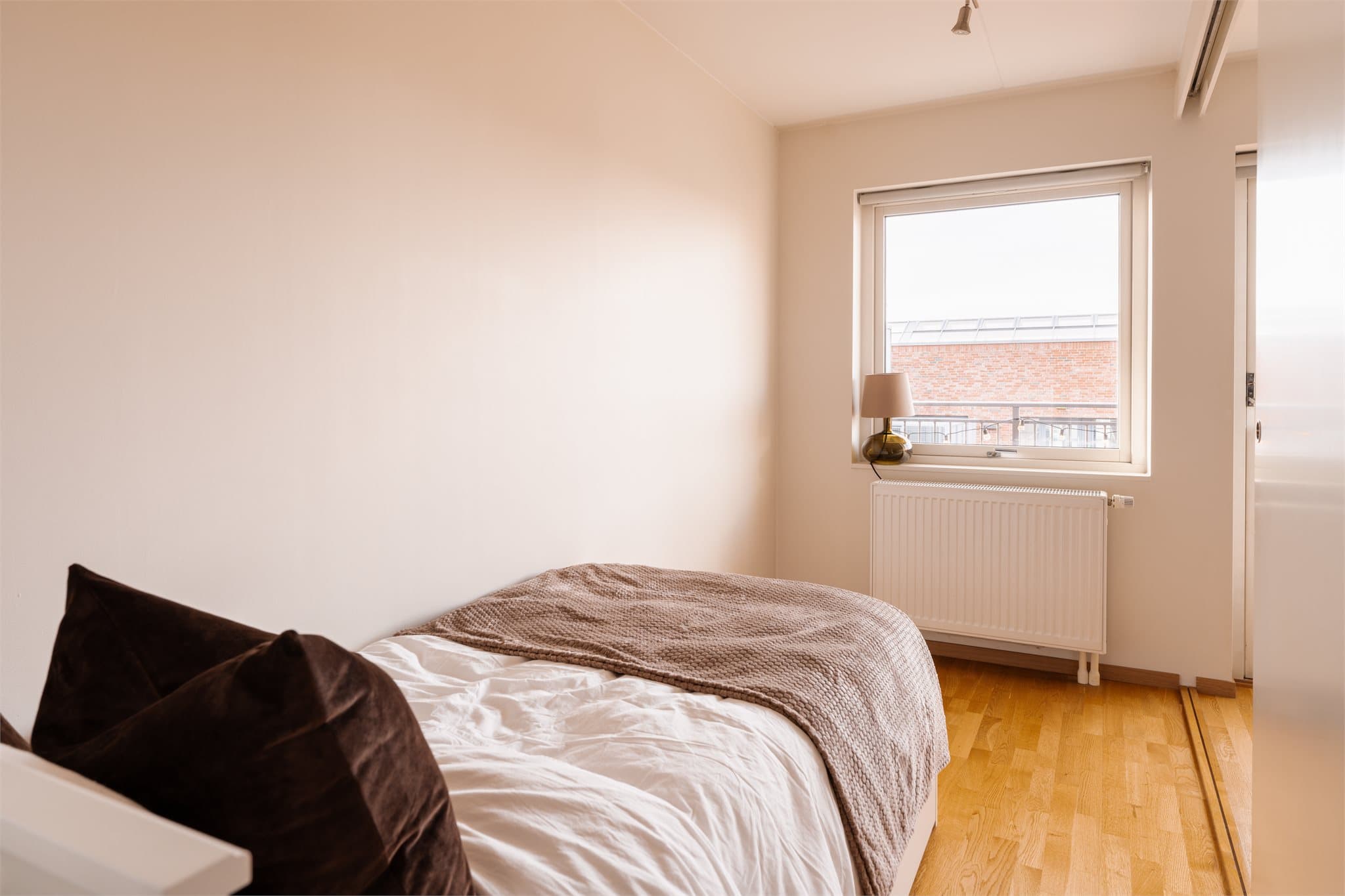 Mye naturlig lys sørger for en god start på dagen